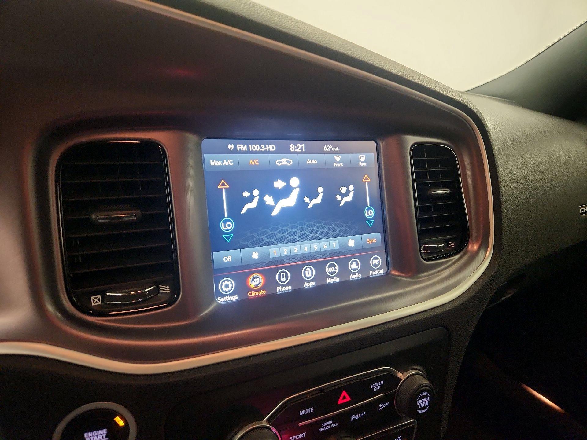 Thumbnail: 2021 Dodge Charger - 13