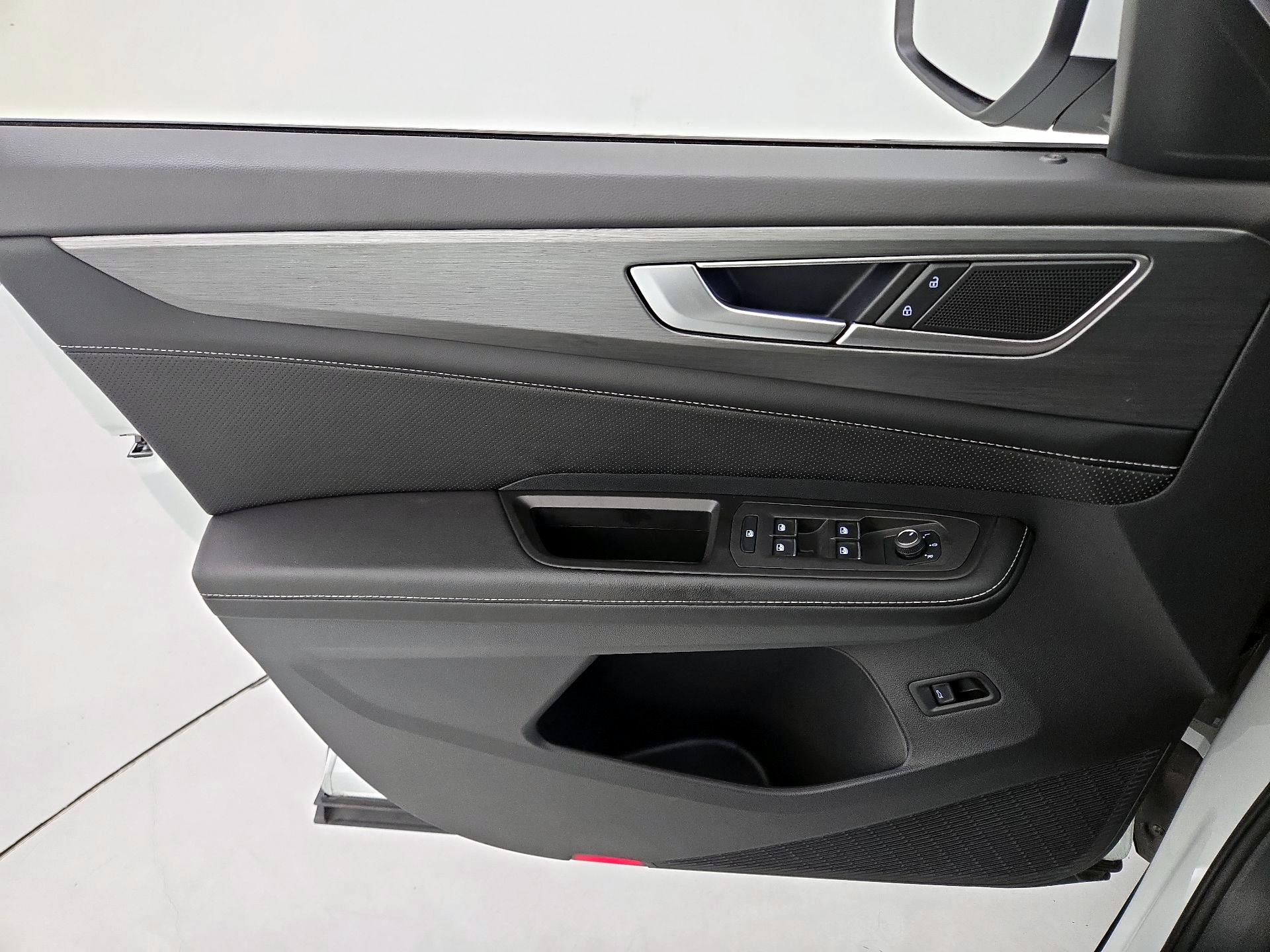 Thumbnail: 2024 Volkswagen Atlas - 12