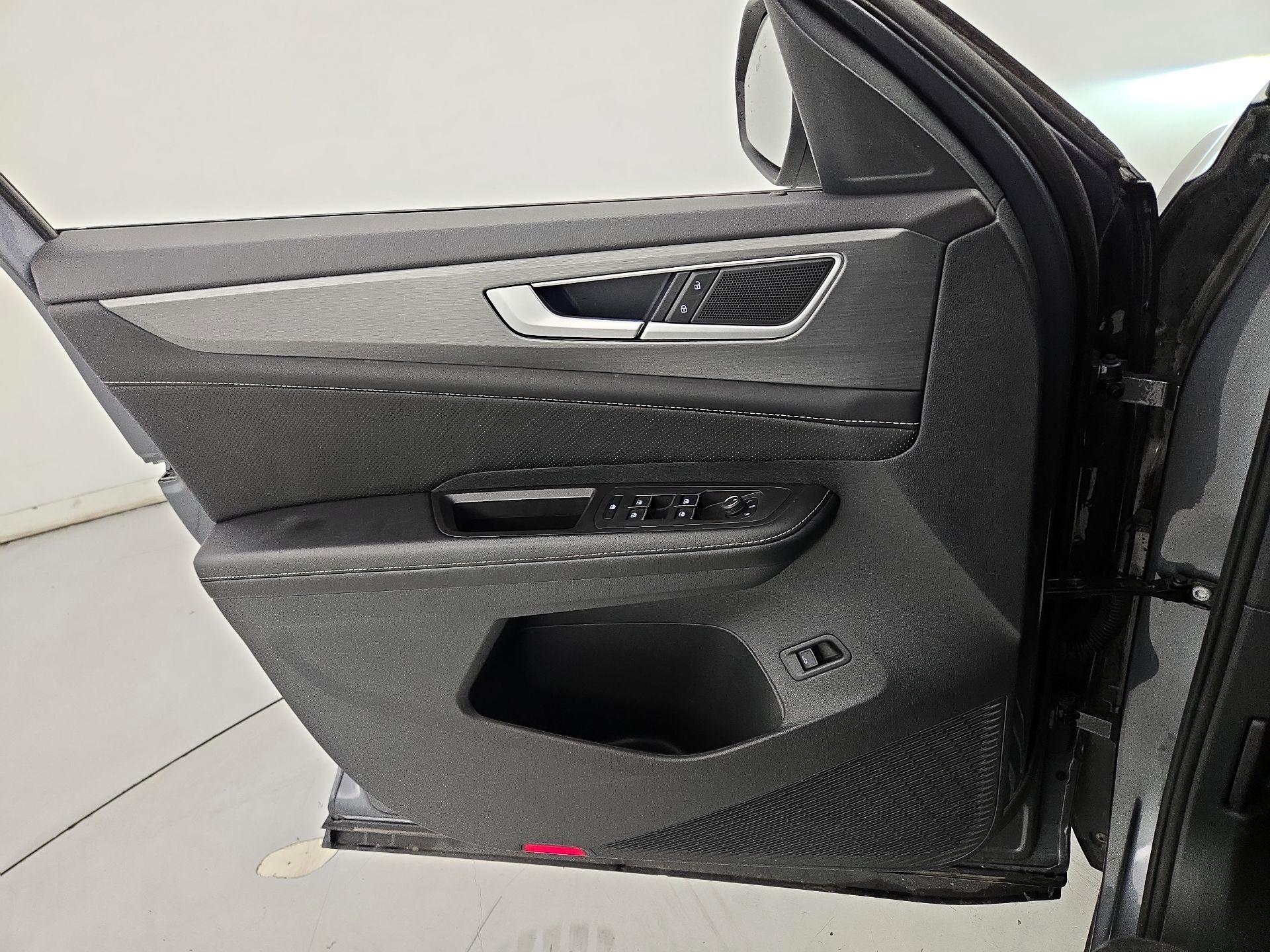 Thumbnail: 2024 Volkswagen Atlas - 12