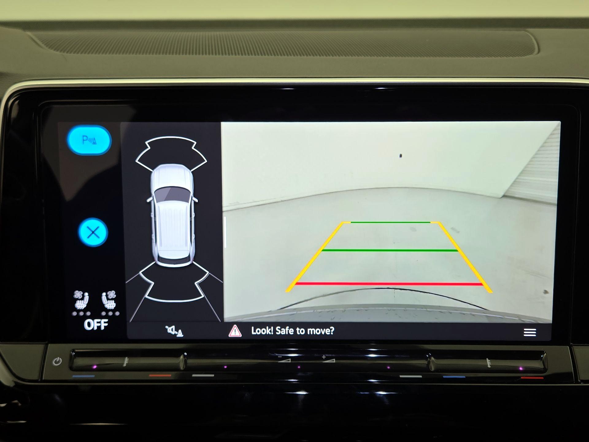 Thumbnail: 2024 Volkswagen Atlas - 14