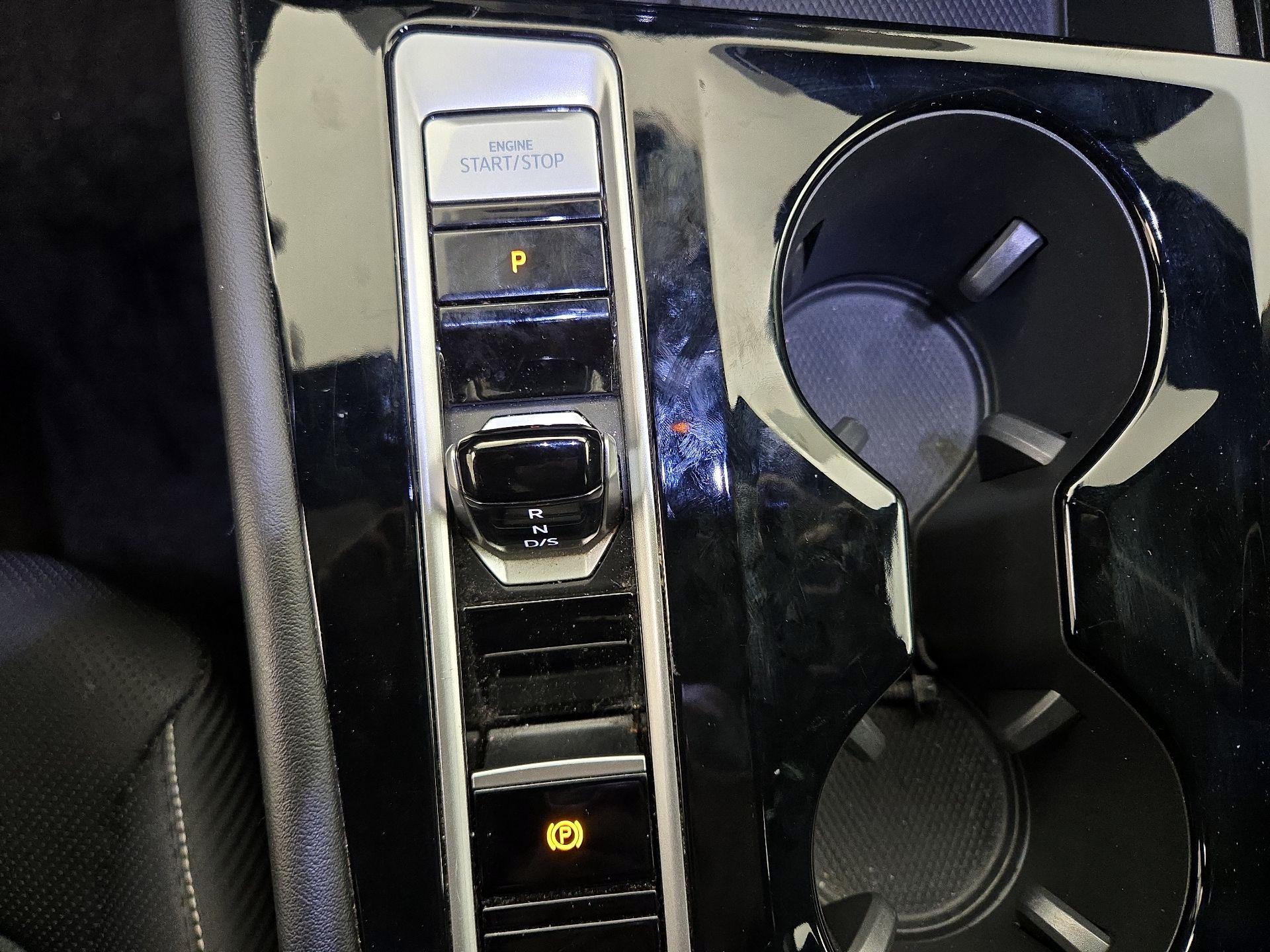 Thumbnail: 2024 Volkswagen Atlas - 17