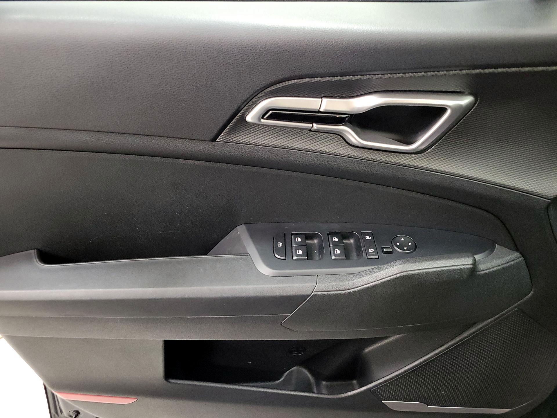 Thumbnail: 2024 Kia Sportage - 12