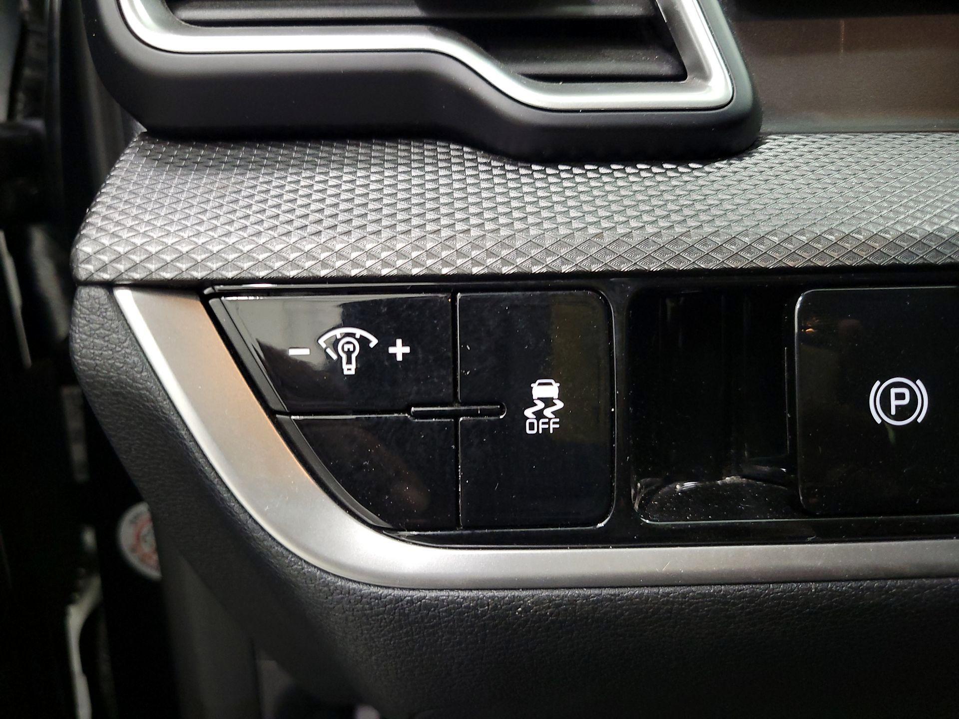 Thumbnail: 2024 Kia Sportage - 13