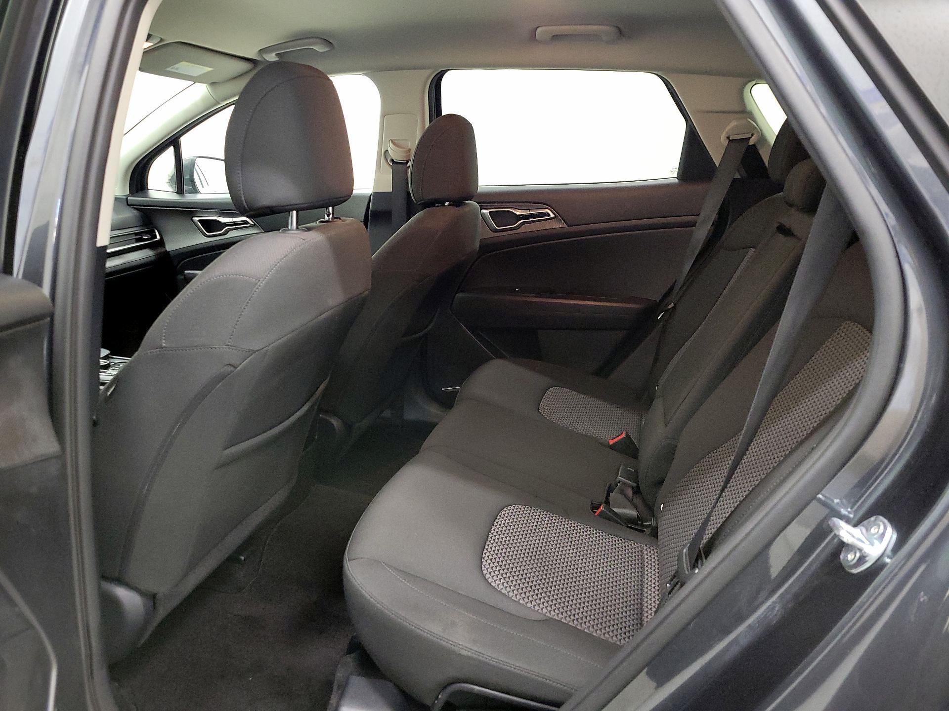 Thumbnail: 2024 Kia Sportage - 19