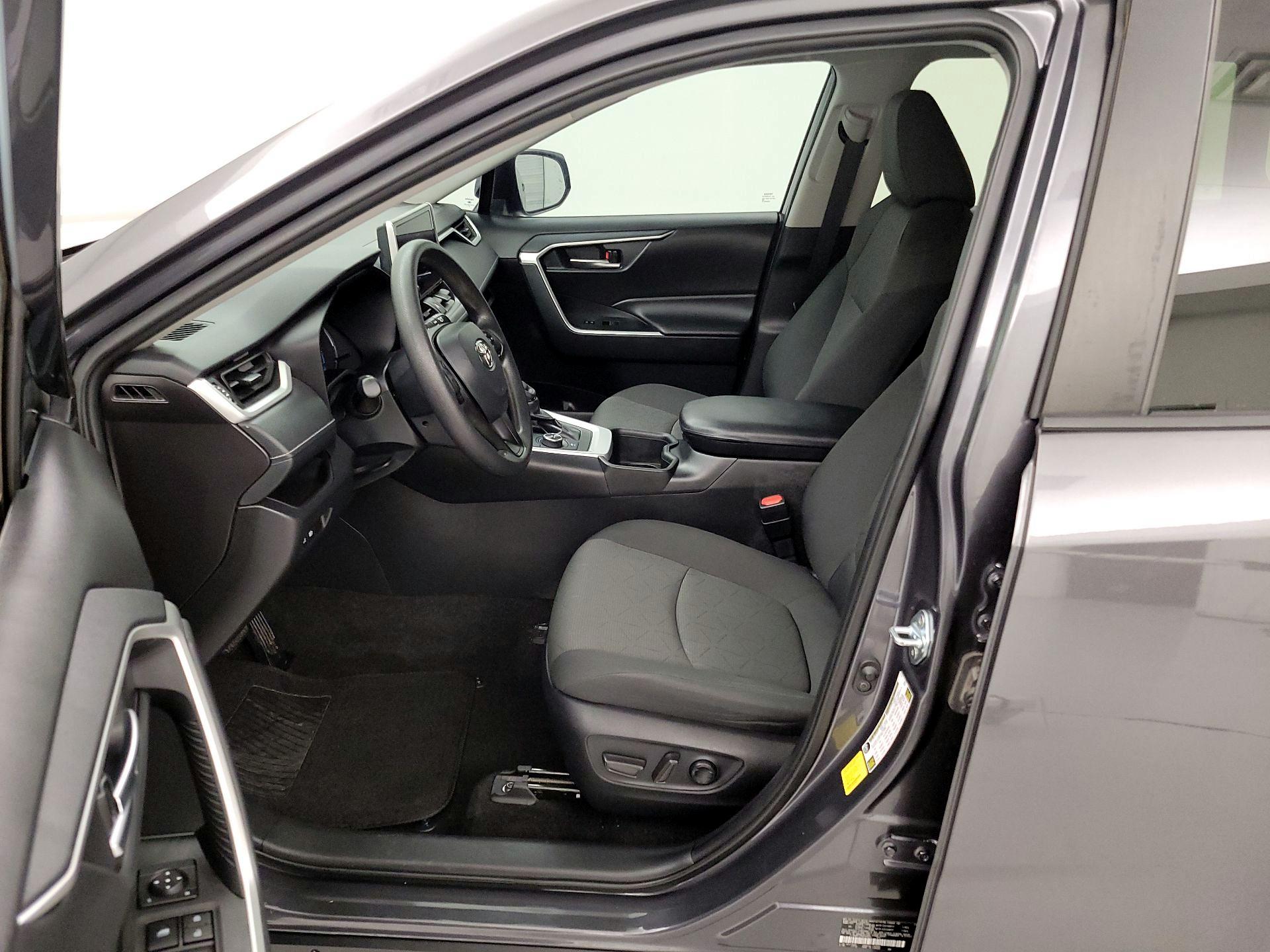 Thumbnail: 2024 Toyota RAV4 - 11