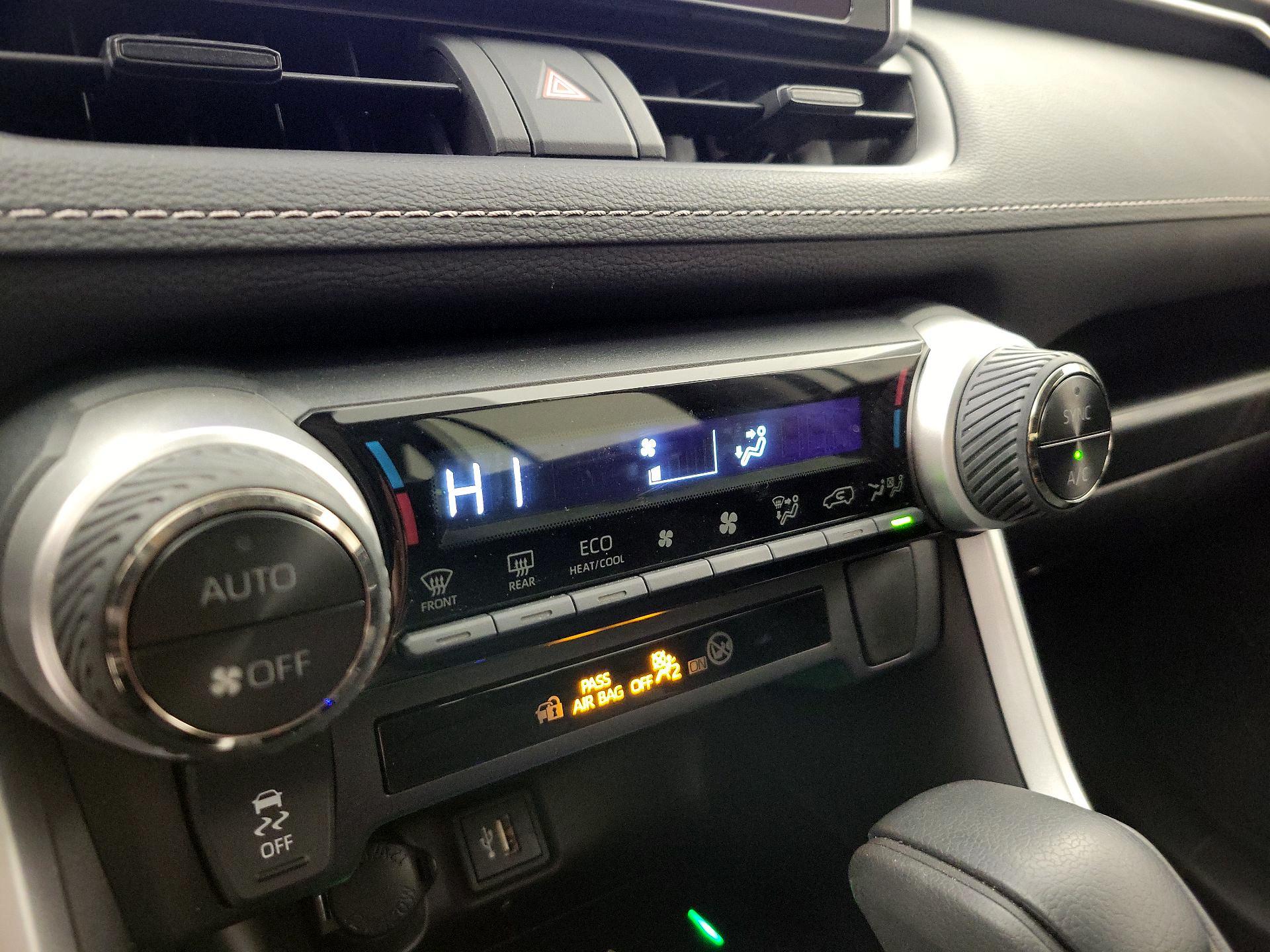 Thumbnail: 2024 Toyota RAV4 - 16