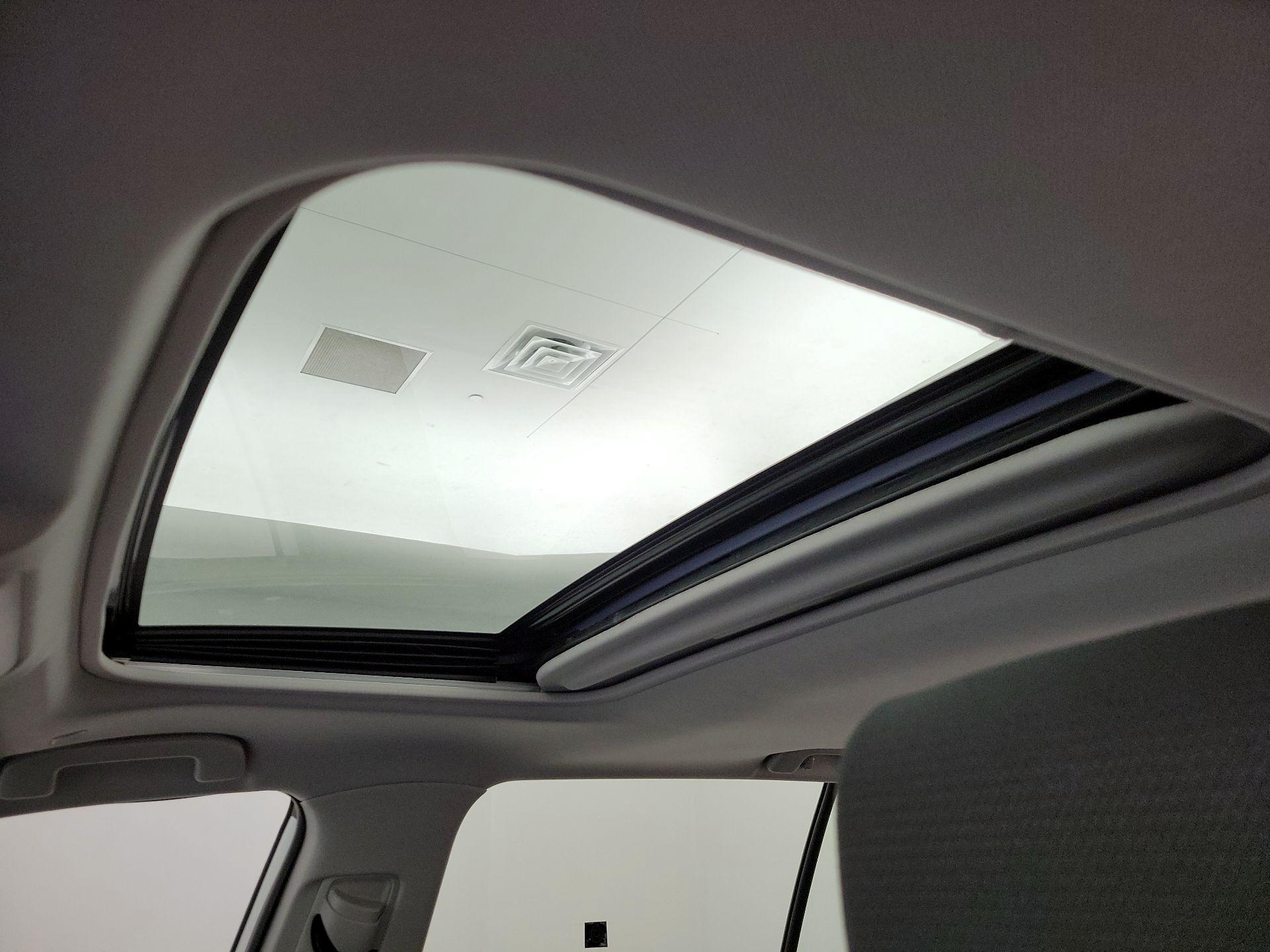 Thumbnail: 2024 Toyota RAV4 - 19