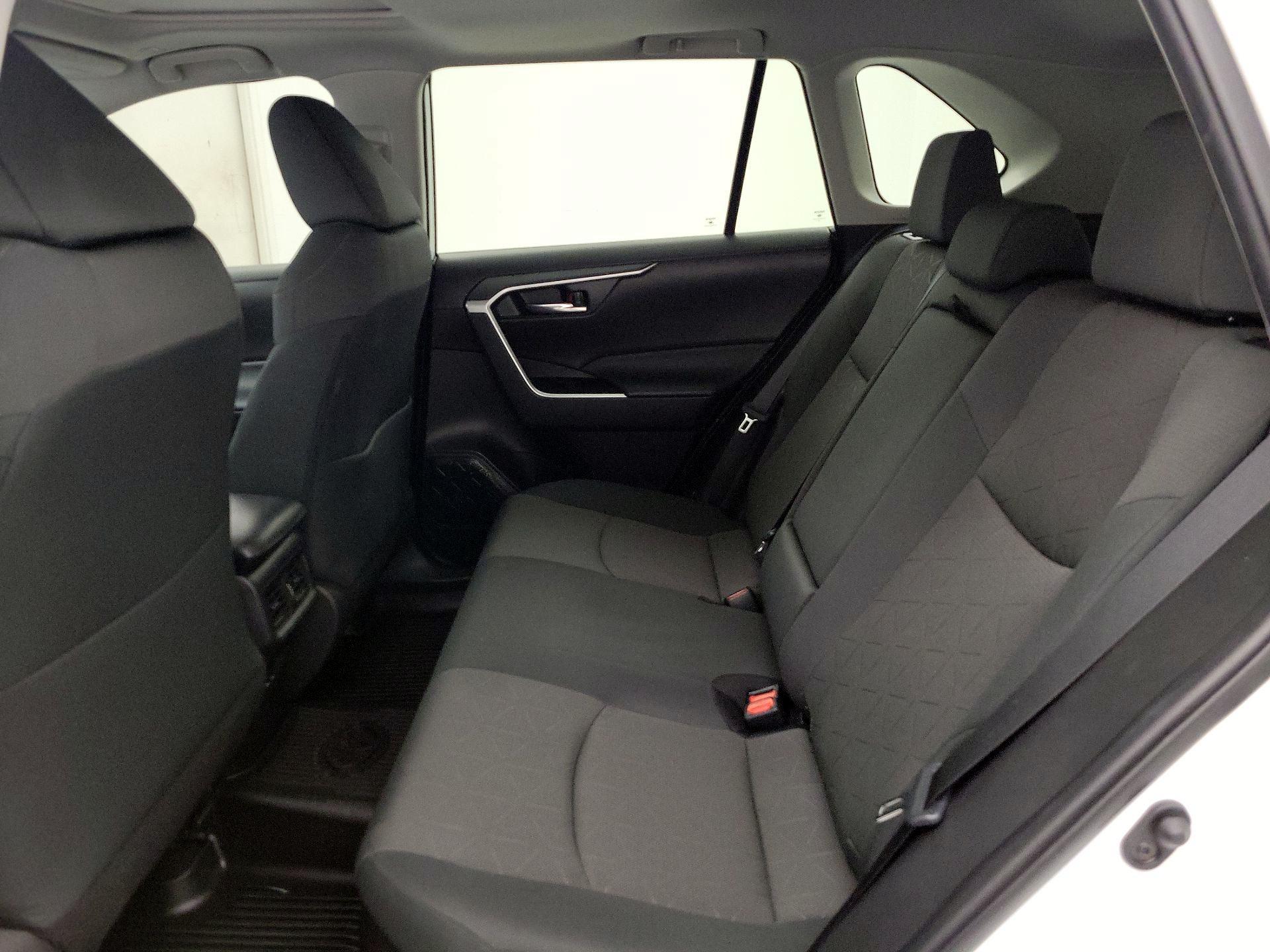 Thumbnail: 2024 Toyota RAV4 - 20