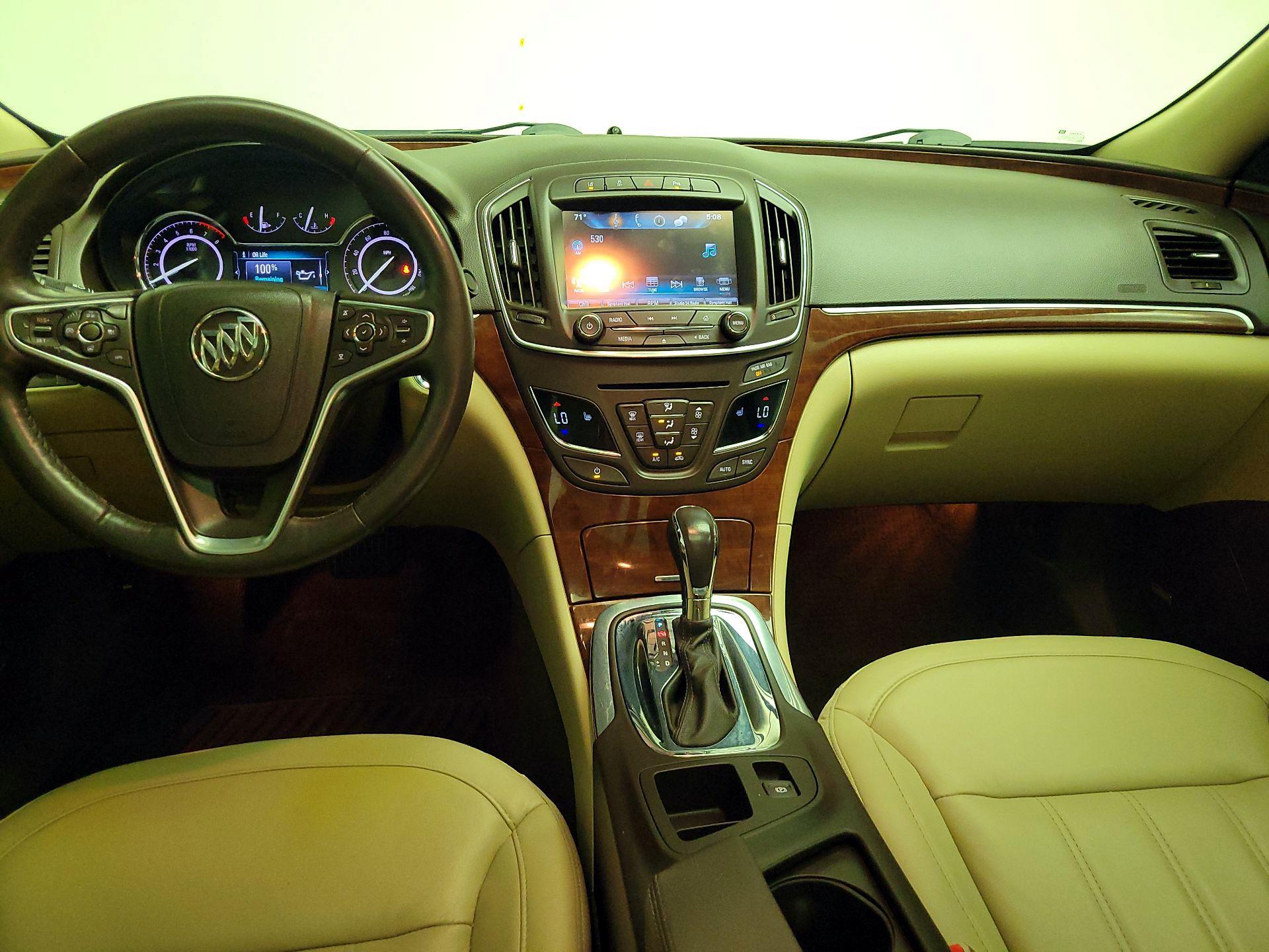 Thumbnail: 2017 Buick Regal - 9