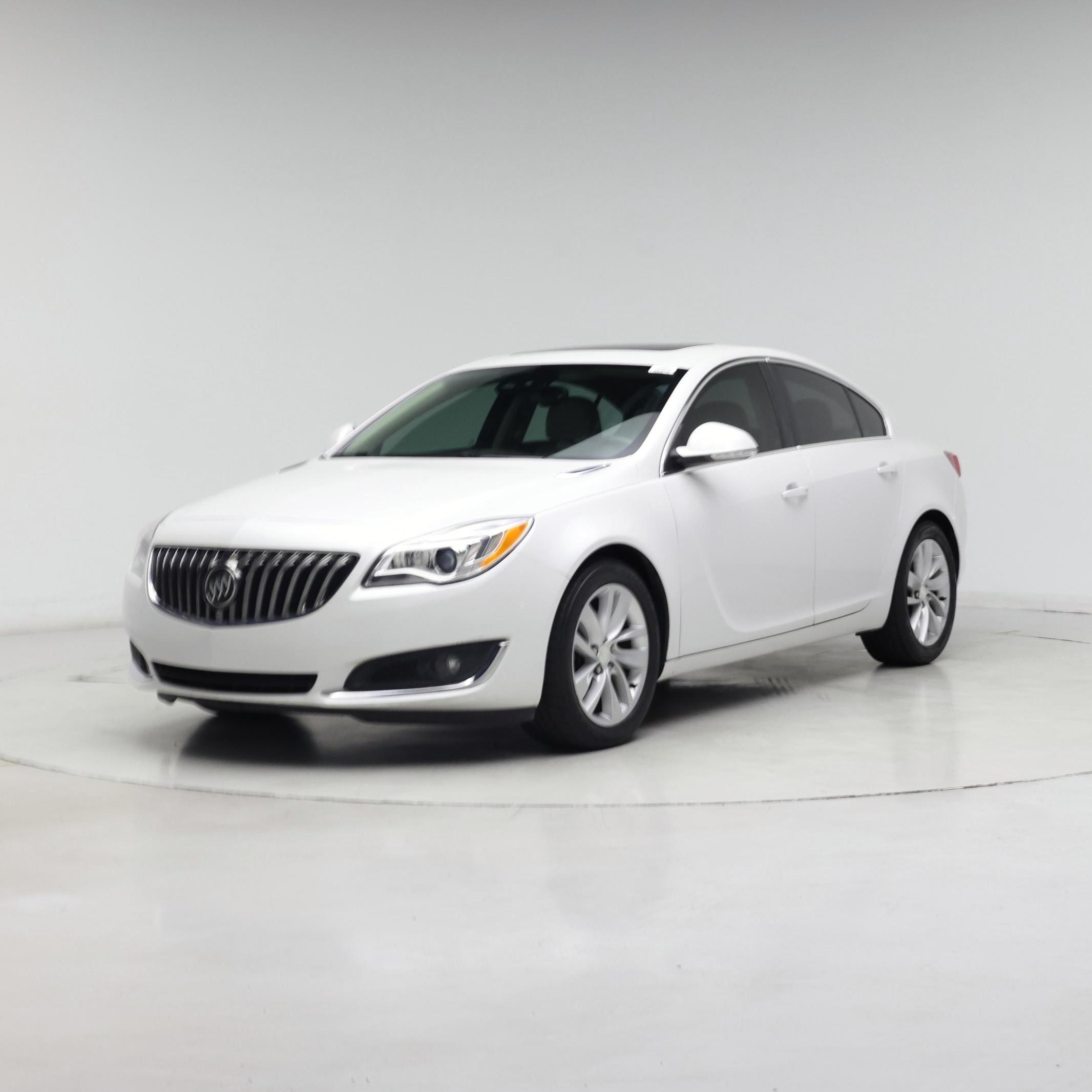 Thumbnail: 2017 Buick Regal - 4