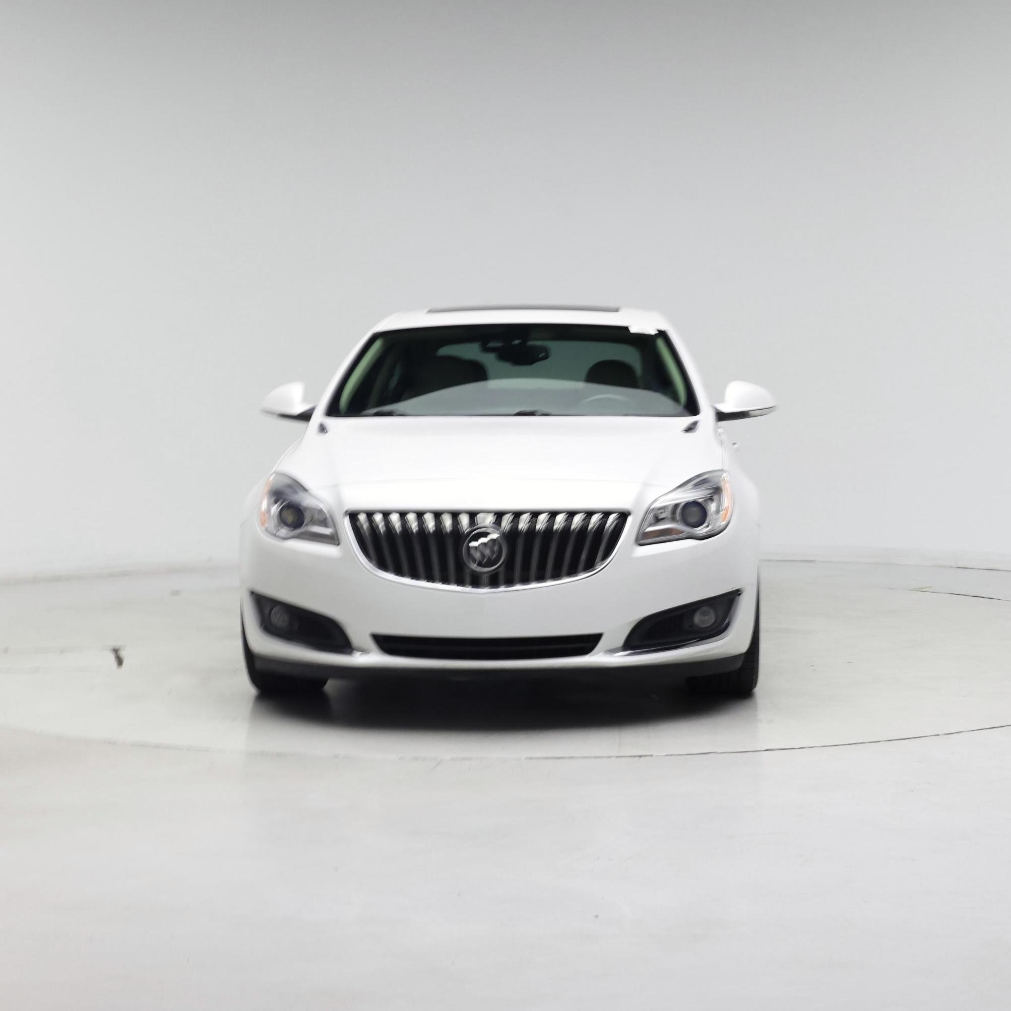 Thumbnail: 2017 Buick Regal - 5