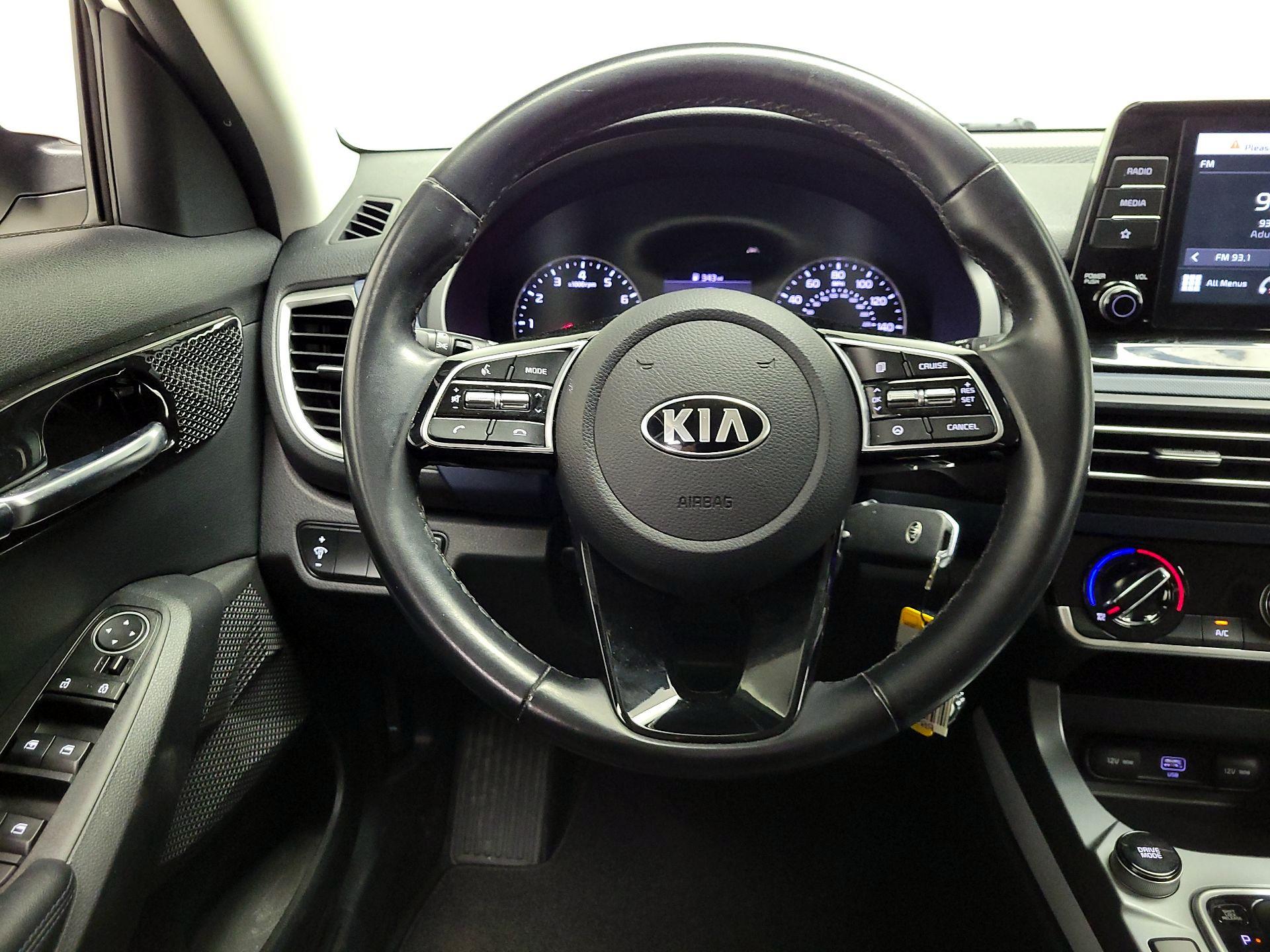 Thumbnail: 2021 Kia Seltos - 10