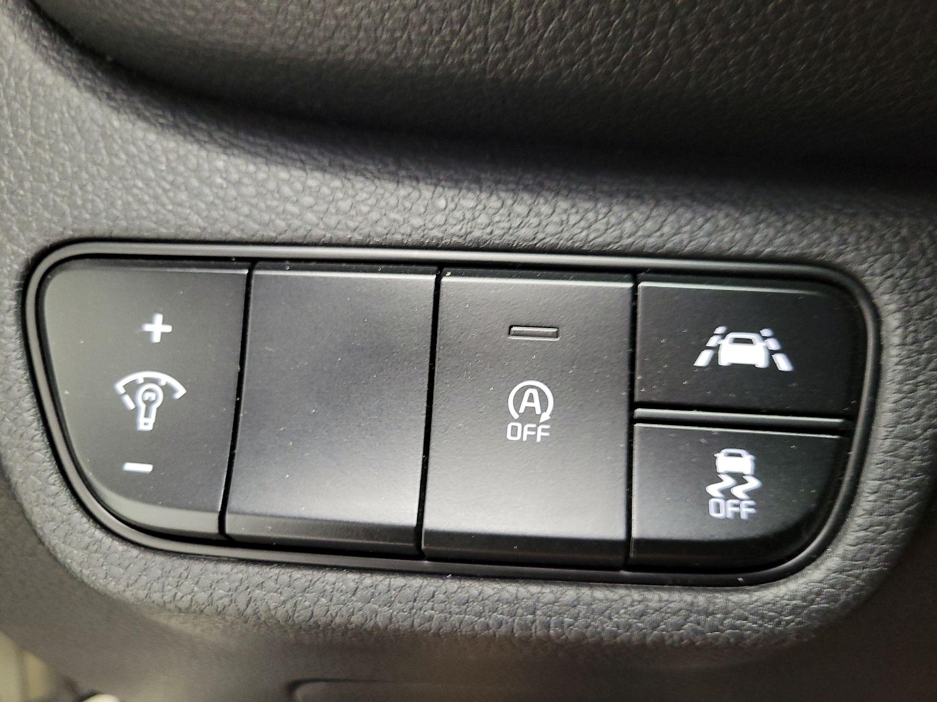 Thumbnail: 2021 Kia Seltos - 13