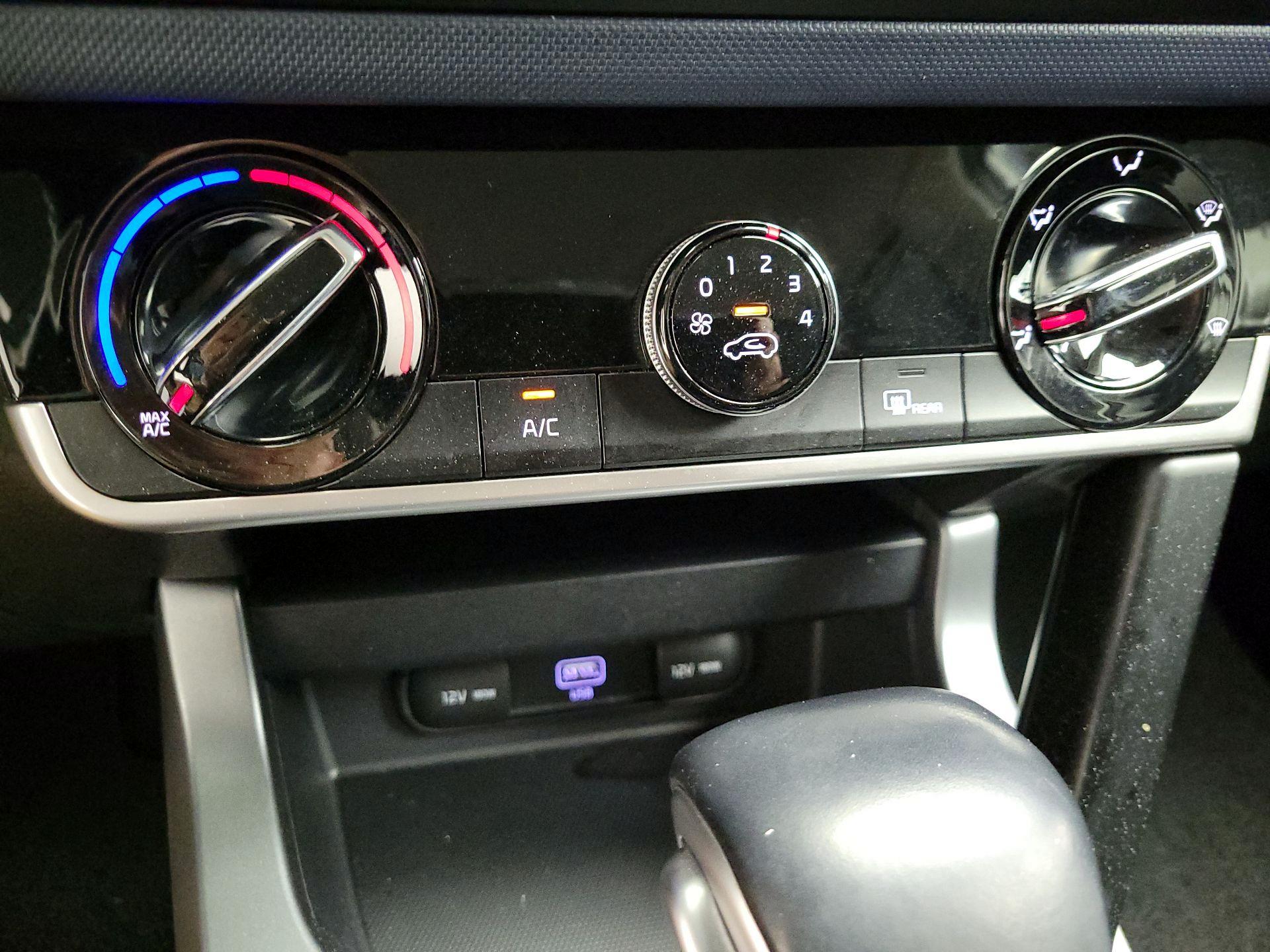 Thumbnail: 2021 Kia Seltos - 17