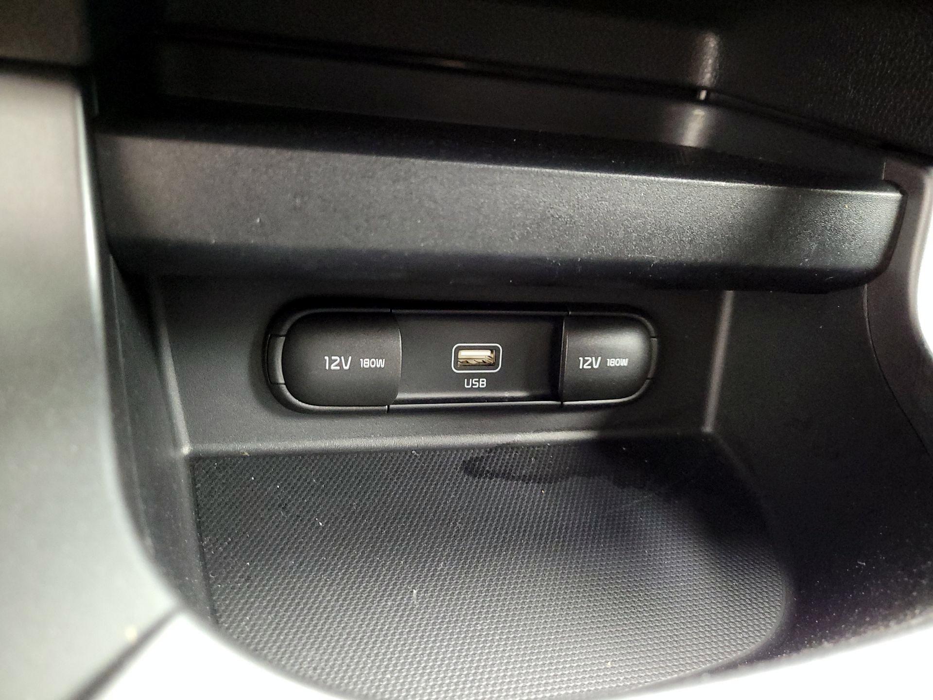 Thumbnail: 2021 Kia Seltos - 19