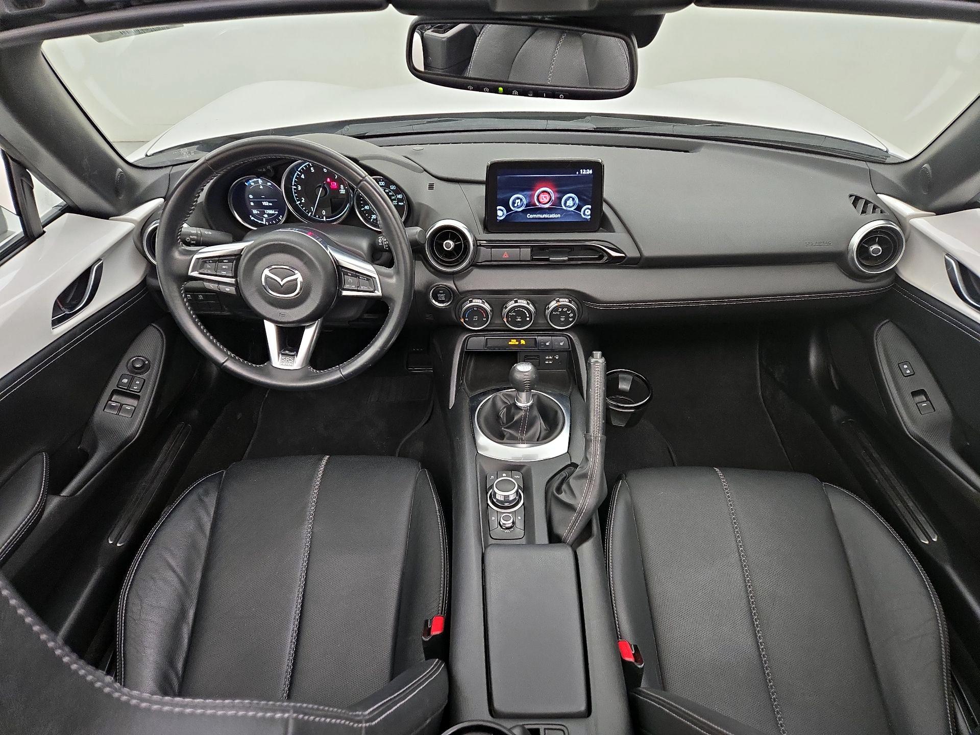 Thumbnail: 2021 Mazda MX-5 Miata - 9