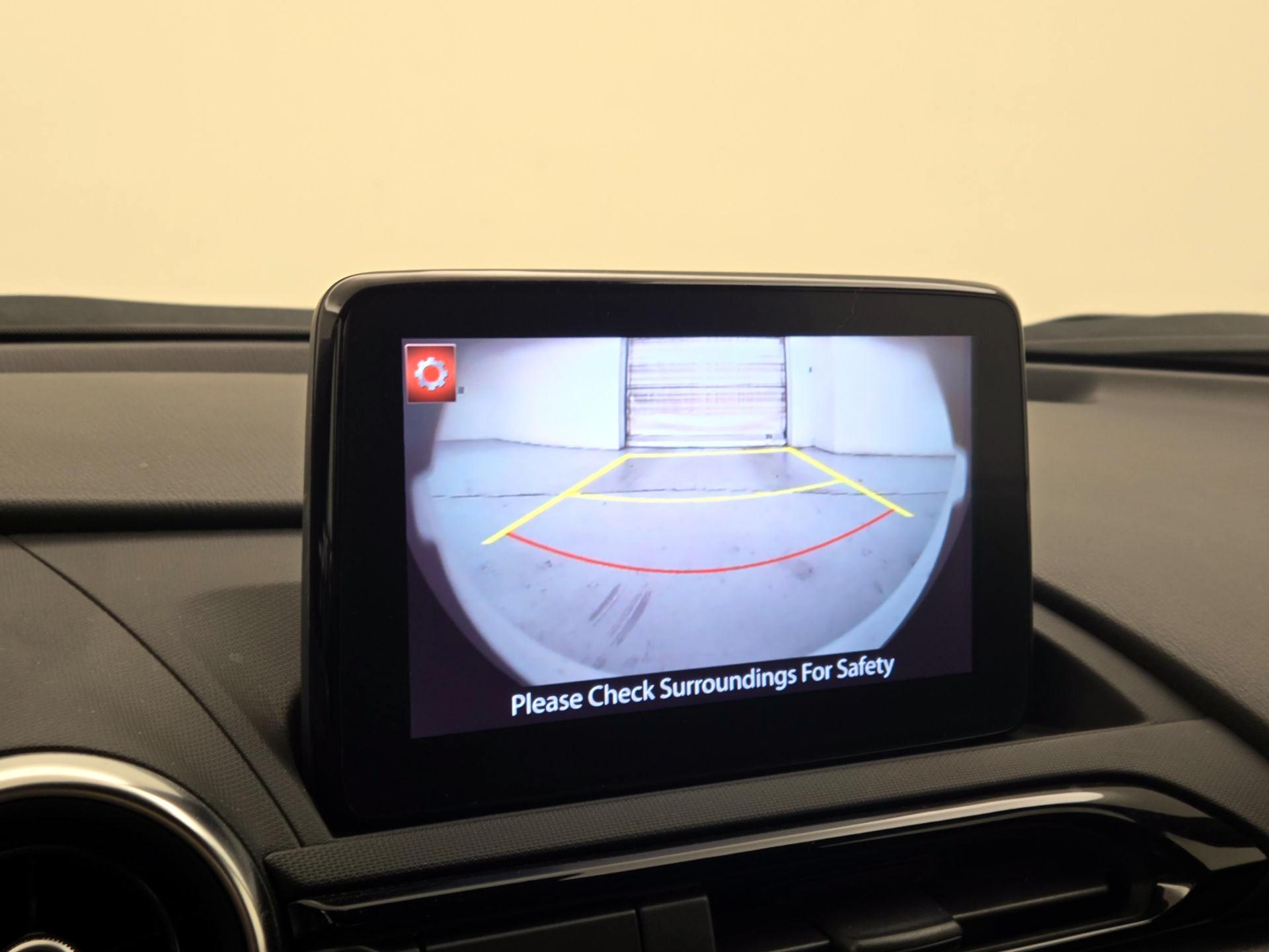 Thumbnail: 2021 Mazda MX-5 Miata - 15