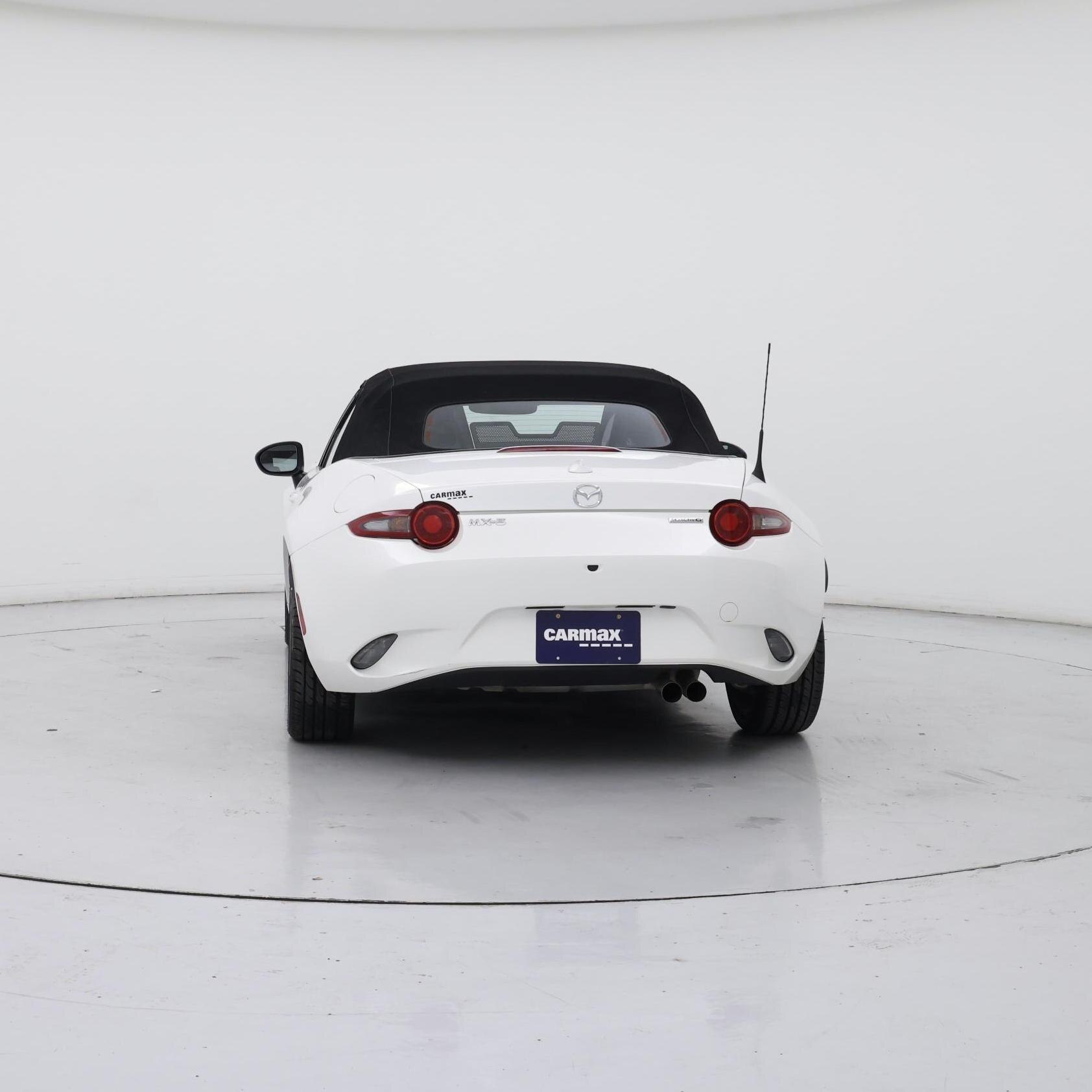 Thumbnail: 2021 Mazda MX-5 Miata - 6