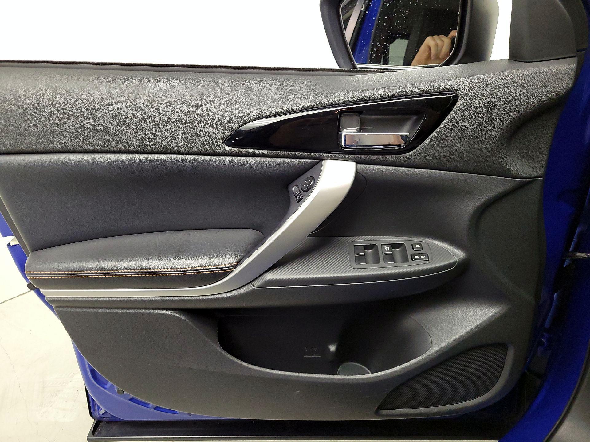 Thumbnail: 2018 Mitsubishi Eclipse Cross - 12