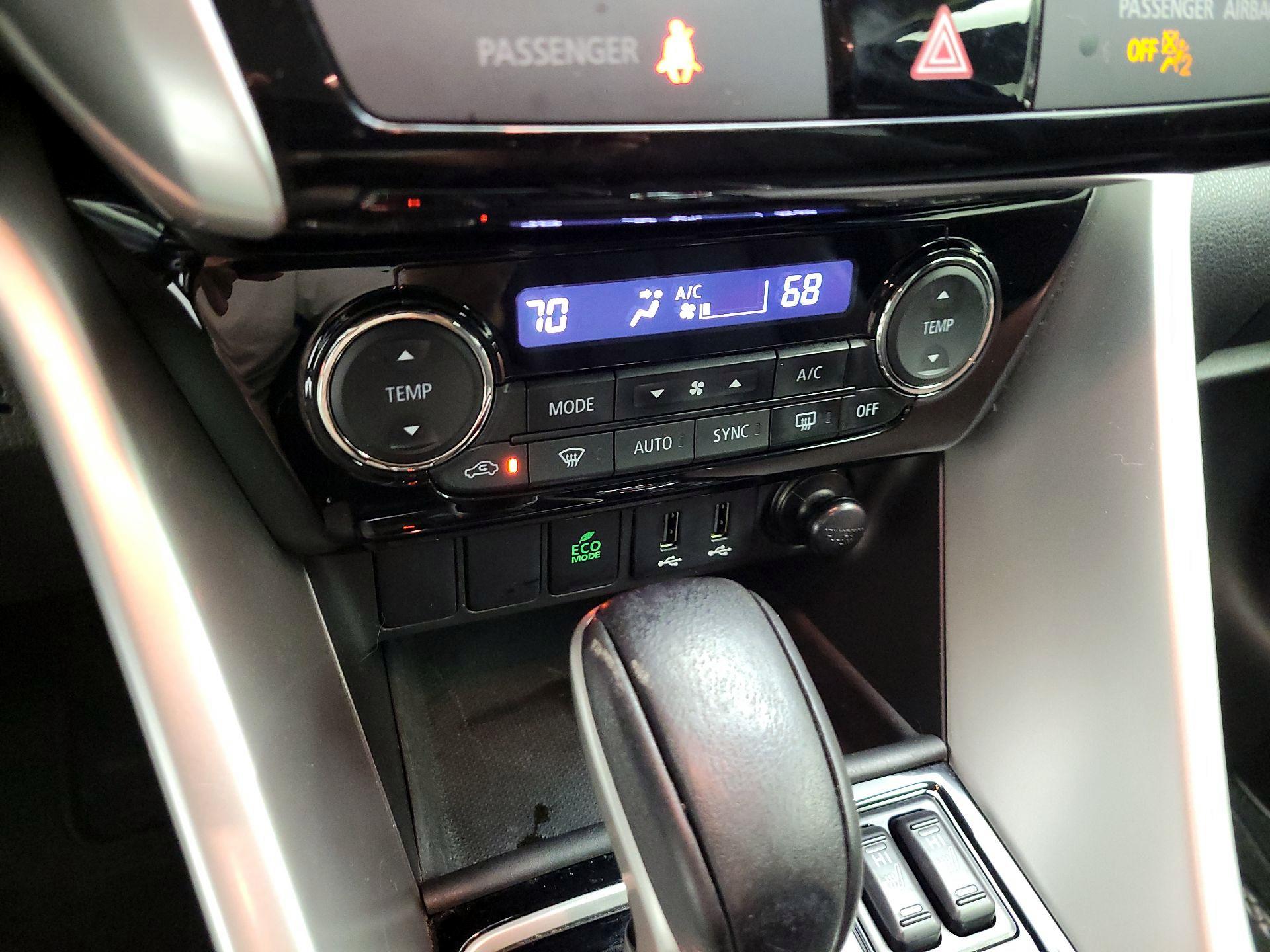 Thumbnail: 2018 Mitsubishi Eclipse Cross - 17