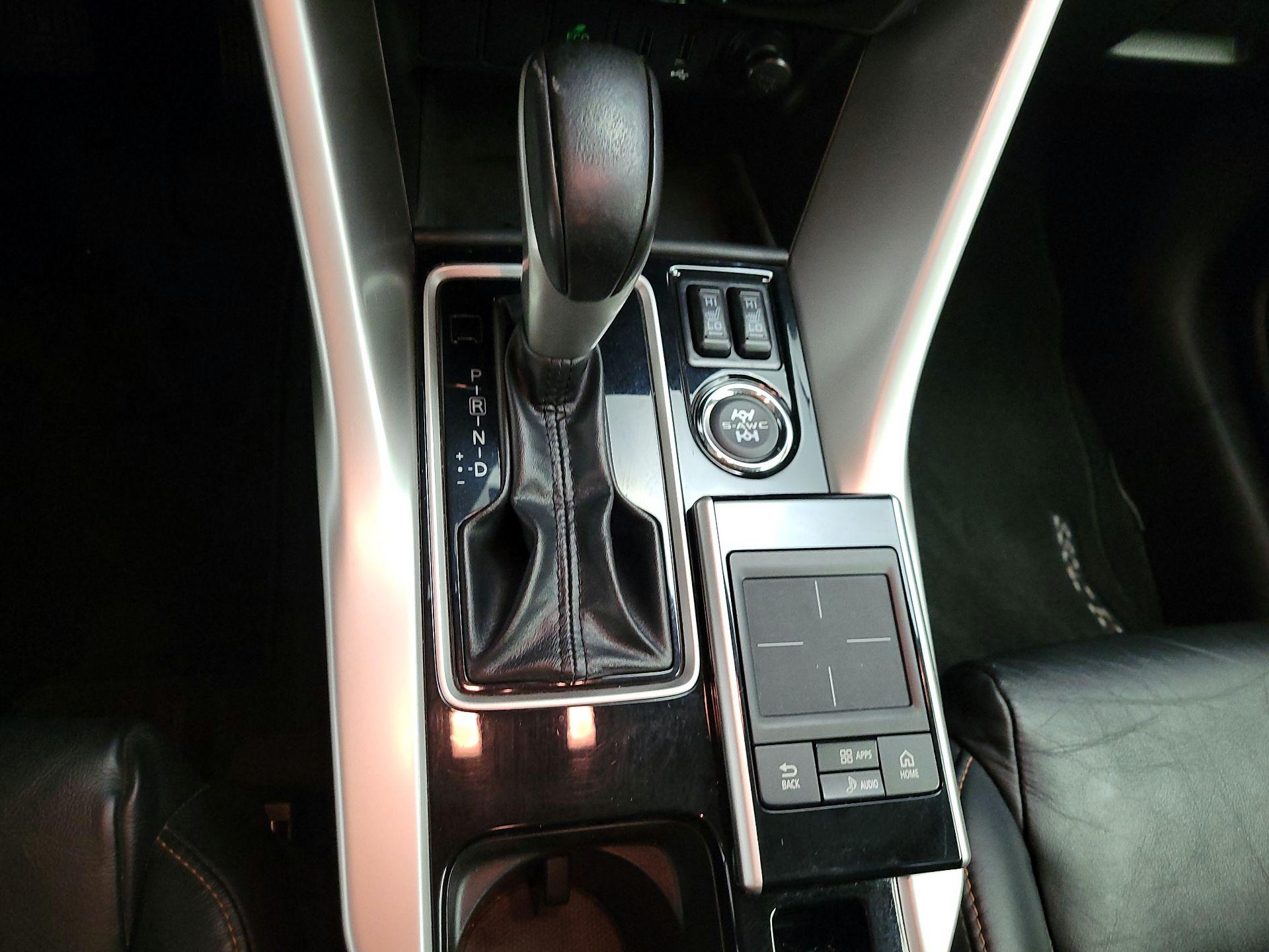 Thumbnail: 2018 Mitsubishi Eclipse Cross - 18