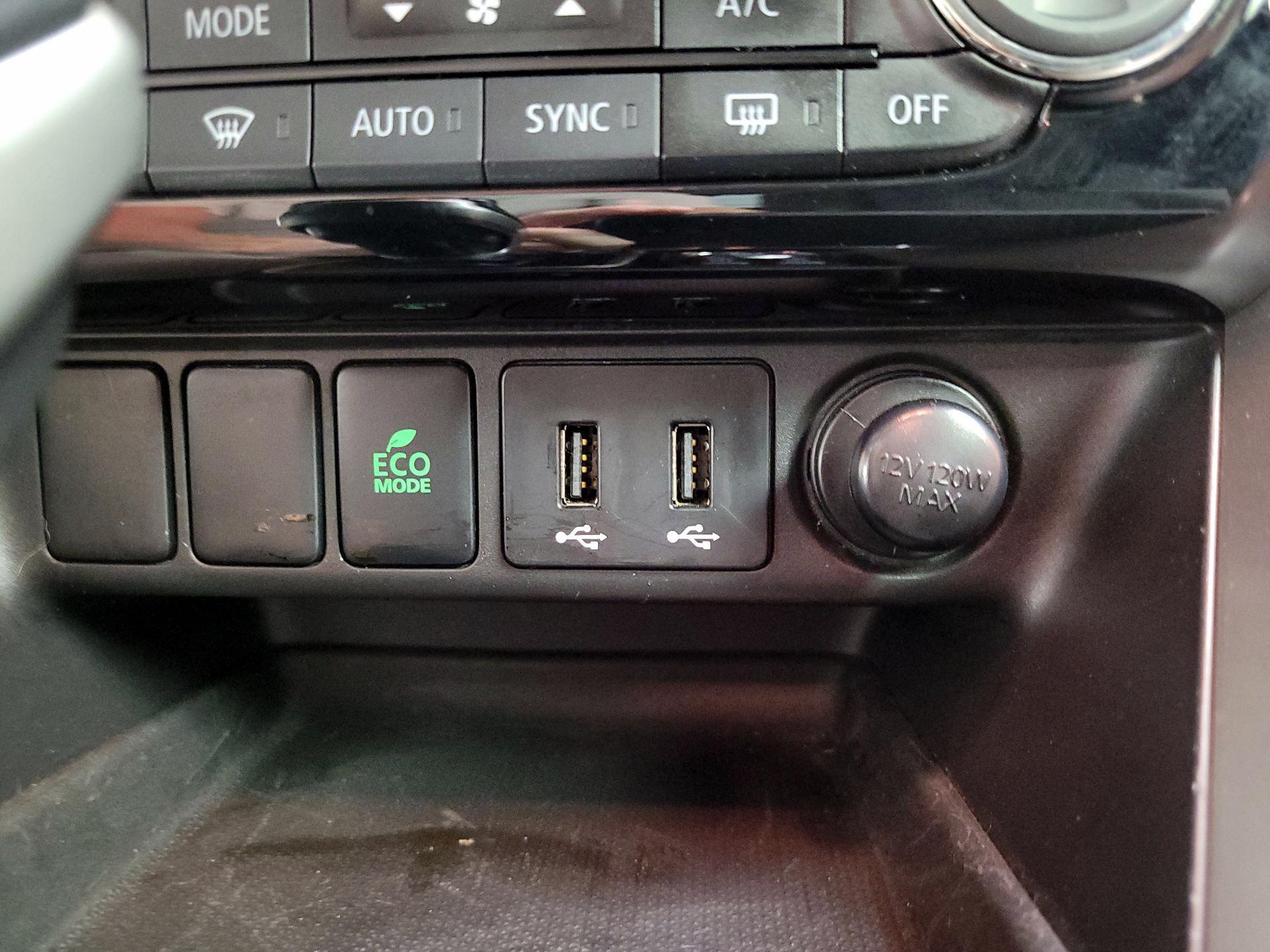 Thumbnail: 2018 Mitsubishi Eclipse Cross - 19