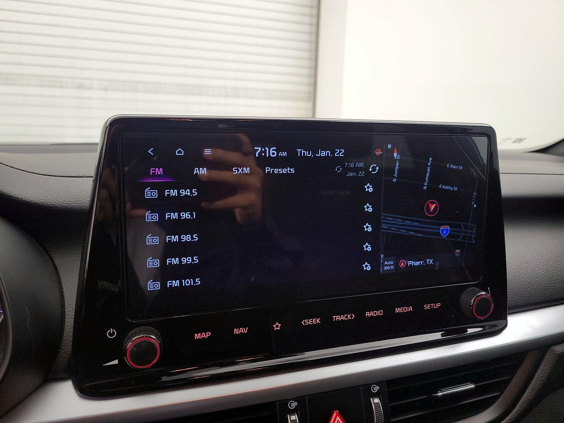 Thumbnail: 2024 Kia Forte - 16