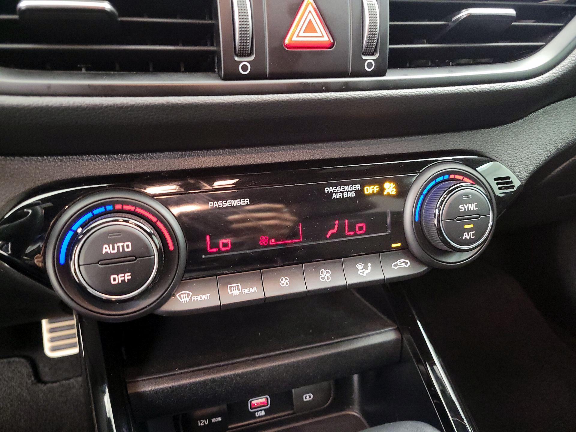 Thumbnail: 2024 Kia Forte - 17