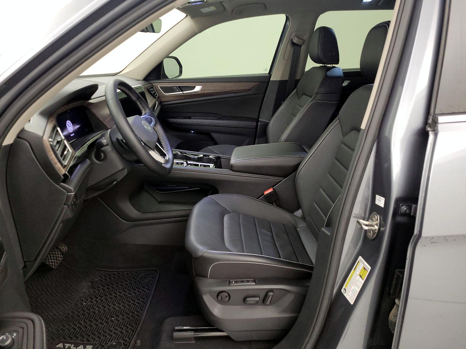 Thumbnail: 2024 Volkswagen Atlas - 9