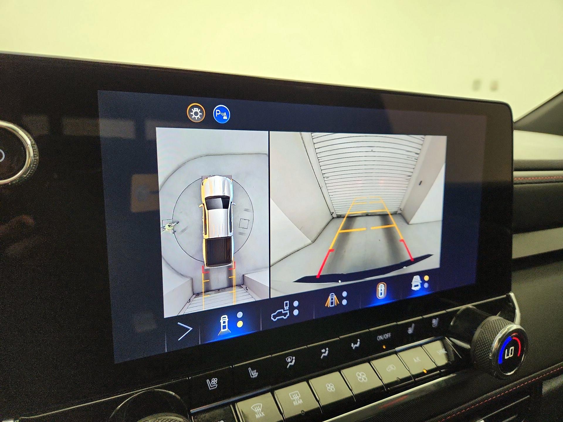 Thumbnail: 2026 Chevrolet Colorado - 15