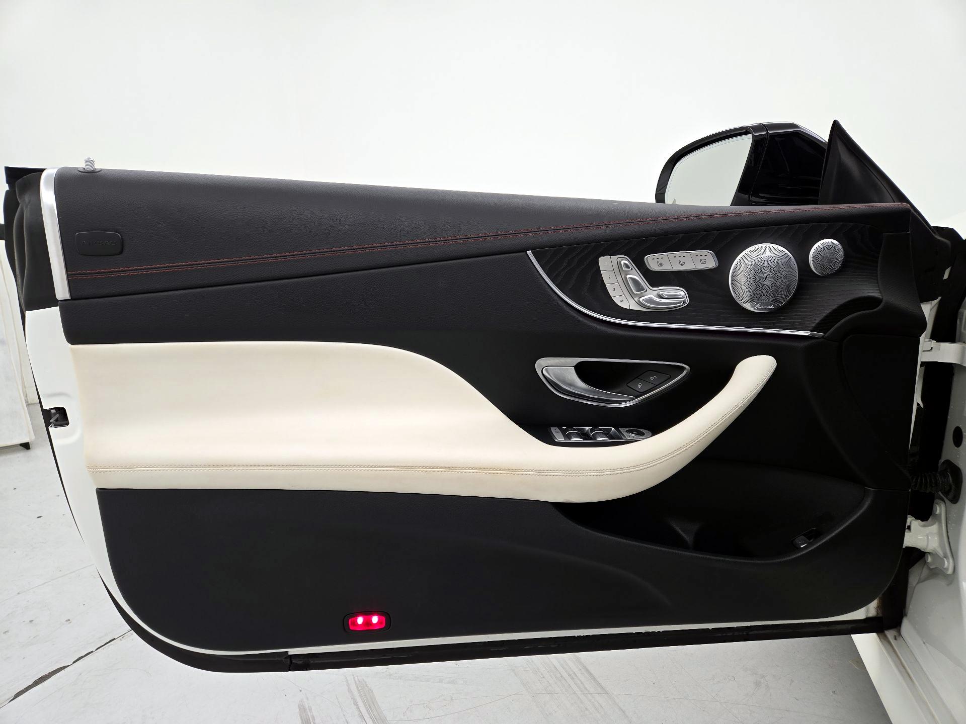 Thumbnail: 2019 Mercedes-Benz E-Class - 12