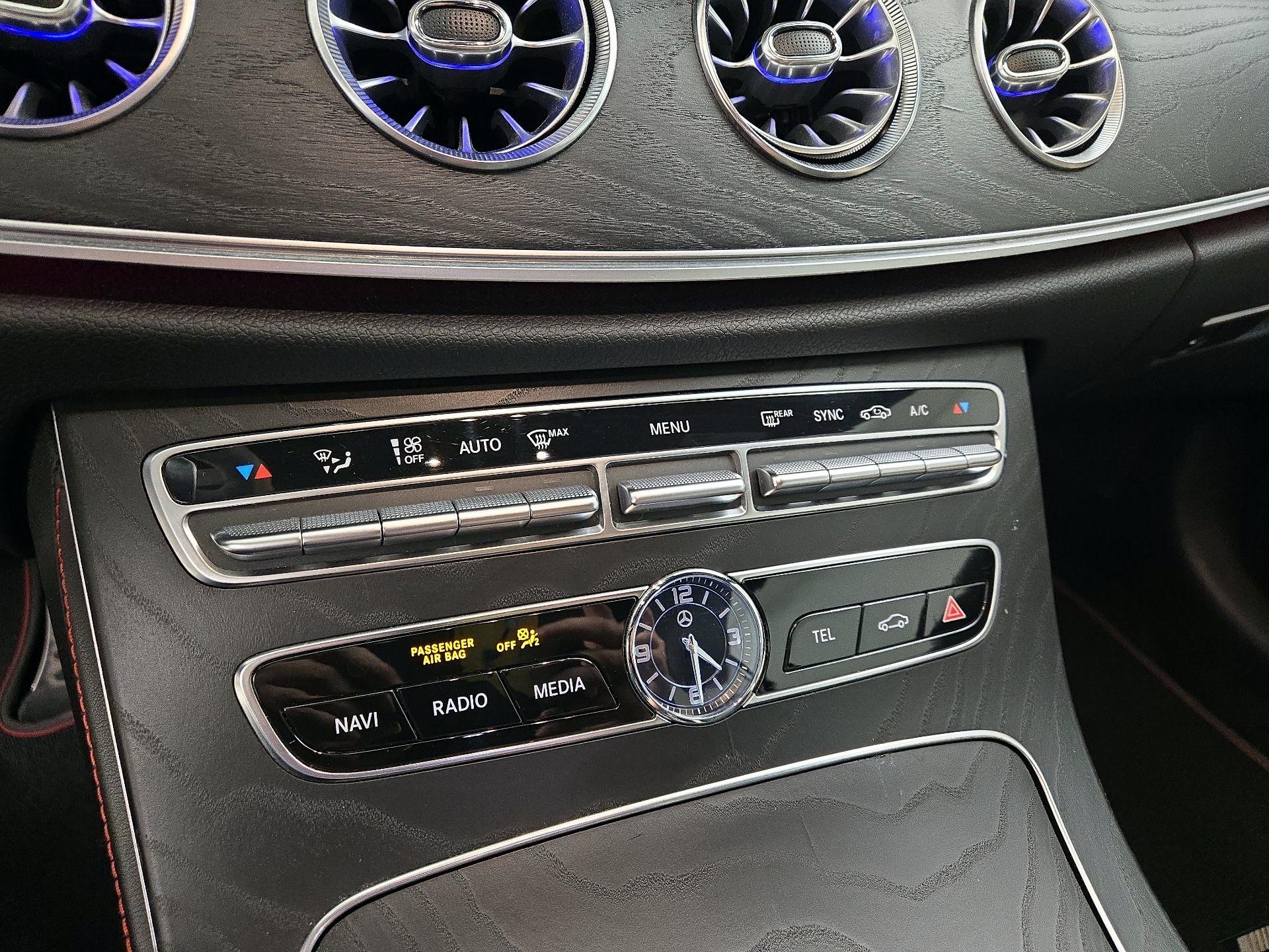 Thumbnail: 2019 Mercedes-Benz E-Class - 17