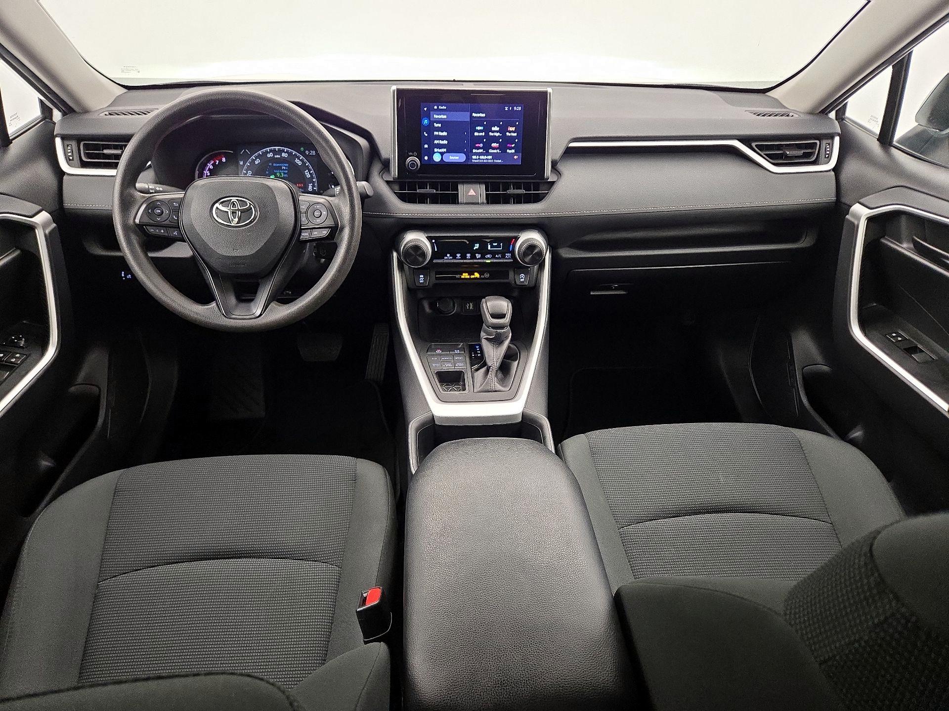 Thumbnail: 2024 Toyota RAV4 - 9