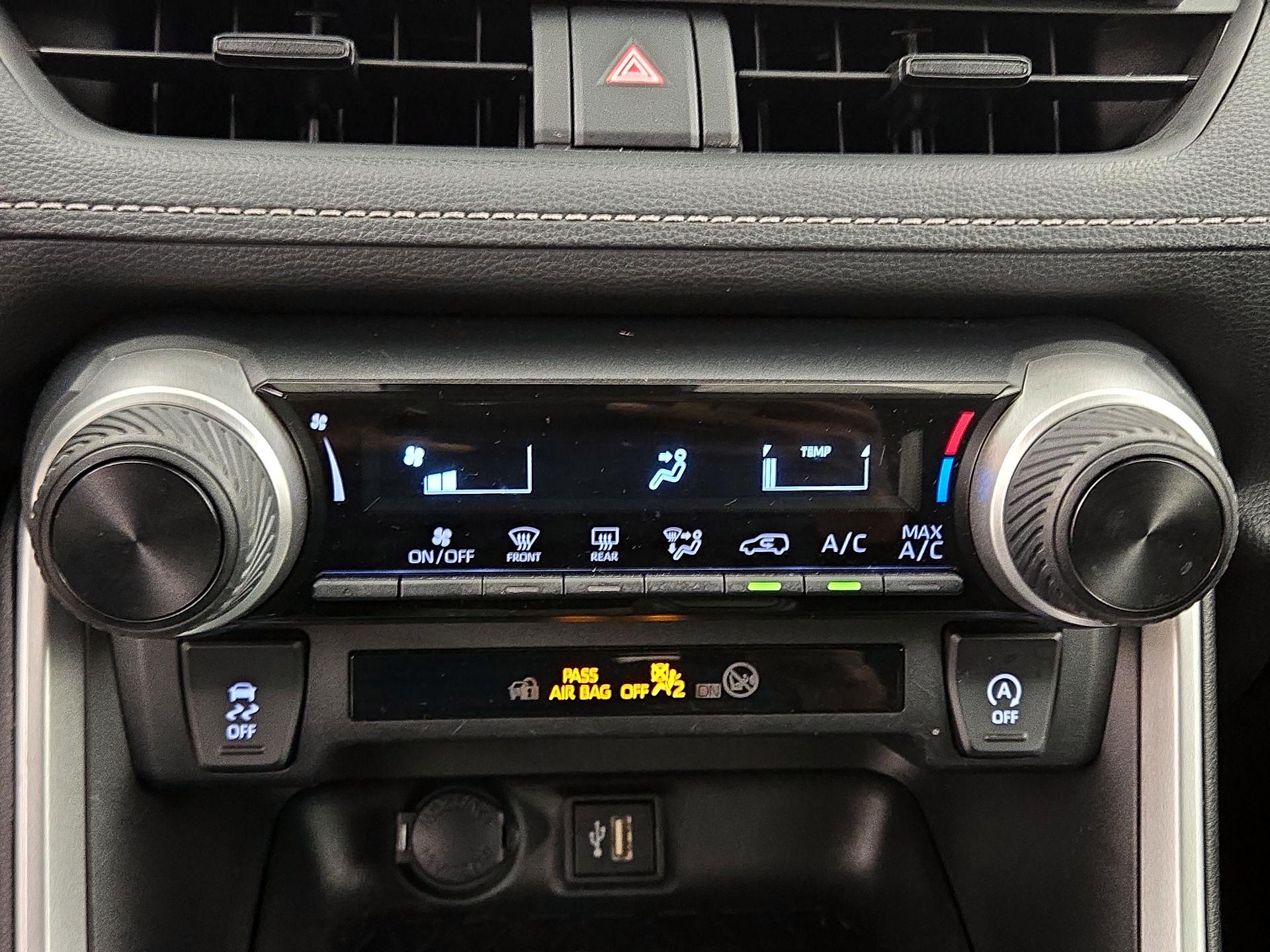 Thumbnail: 2024 Toyota RAV4 - 16