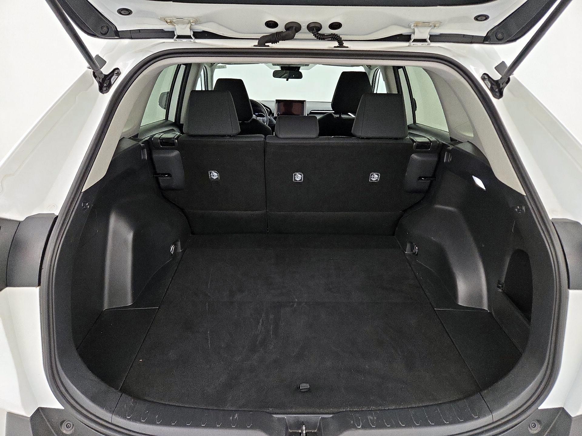 Thumbnail: 2024 Toyota RAV4 - 20