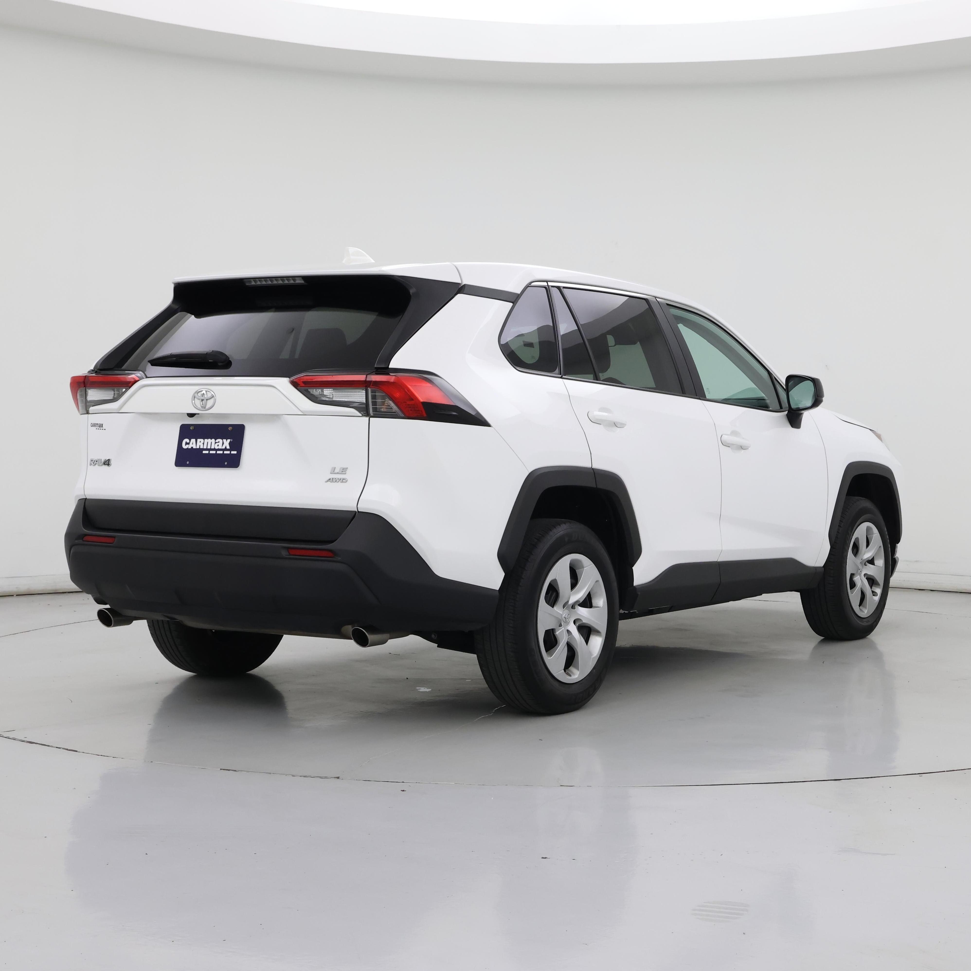 Thumbnail: 2024 Toyota RAV4 - 8