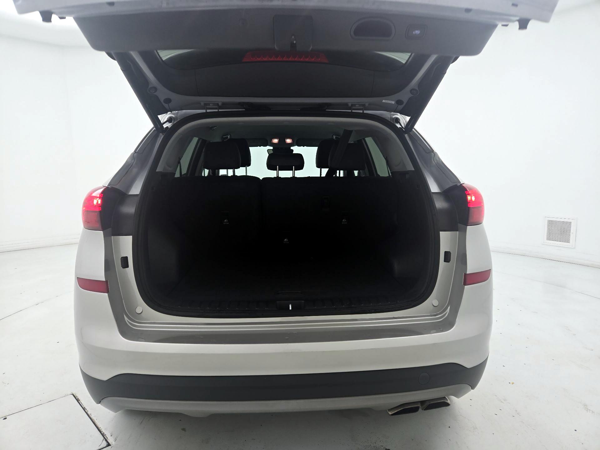 Thumbnail: 2020 Hyundai Tucson - 20