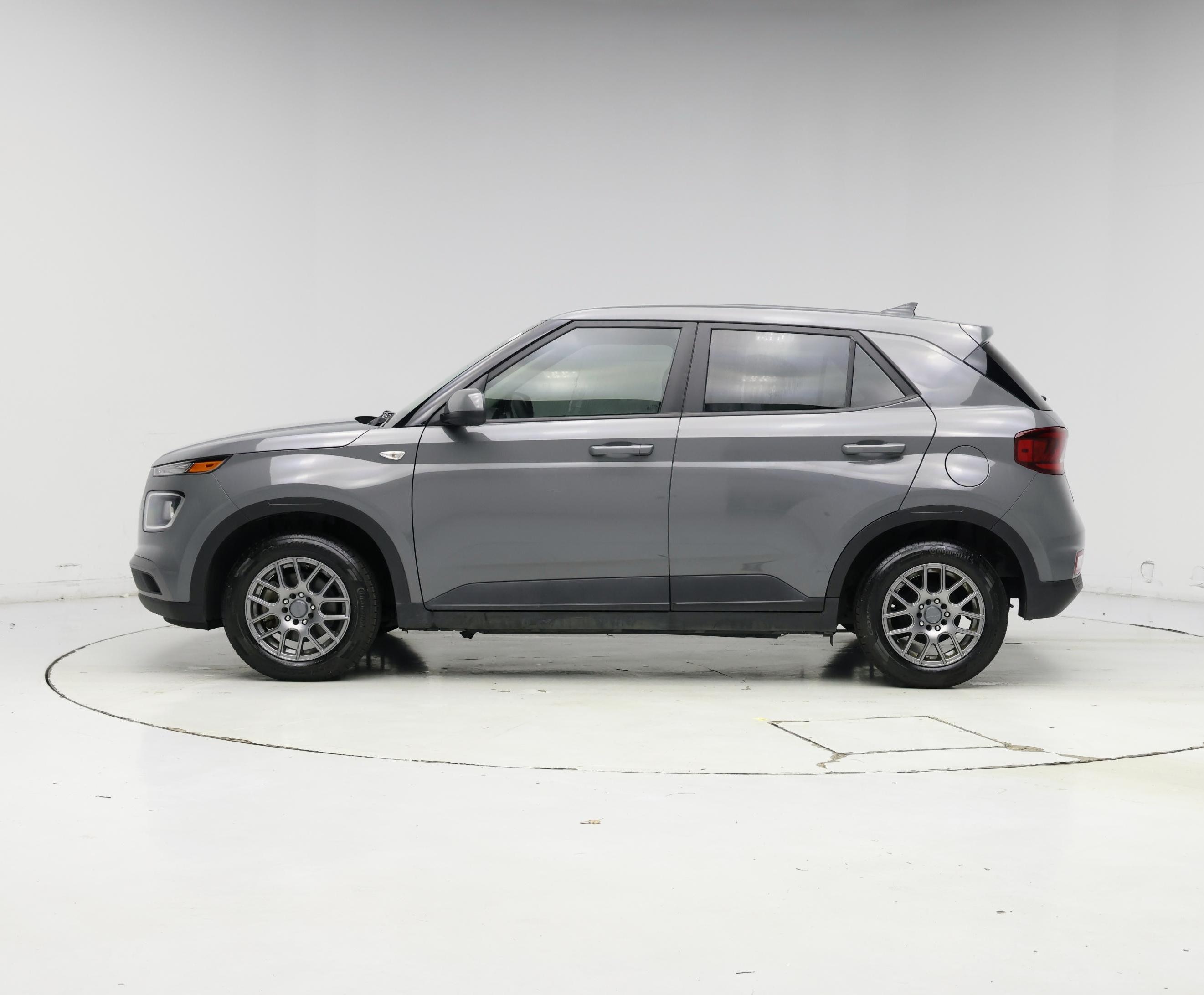 Thumbnail: 2020 Hyundai Venue - 3