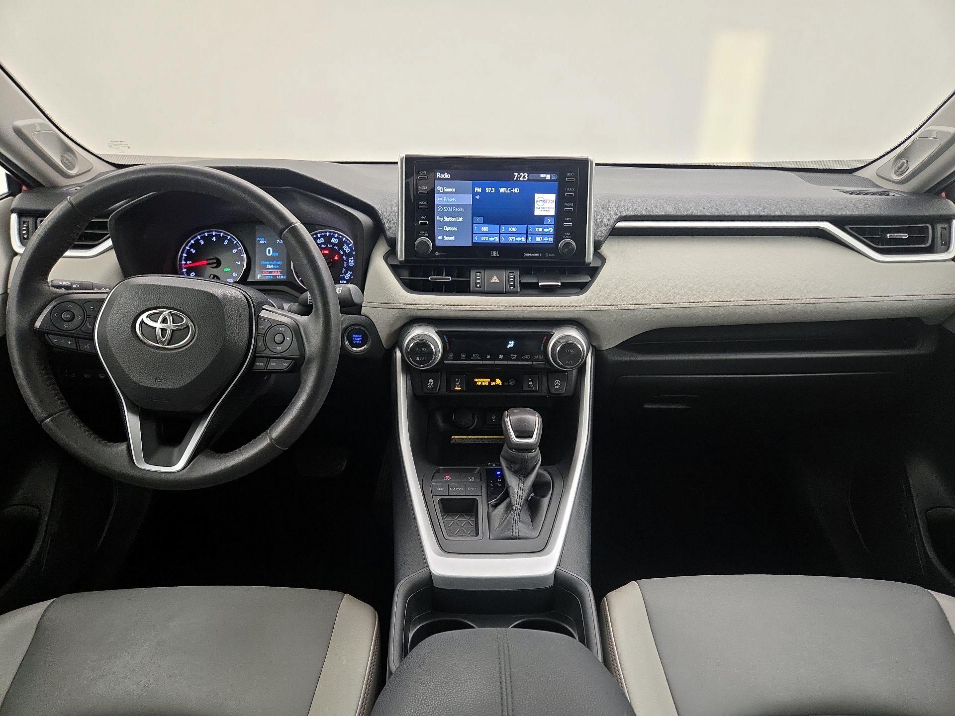 Thumbnail: 2021 Toyota RAV4 - 9