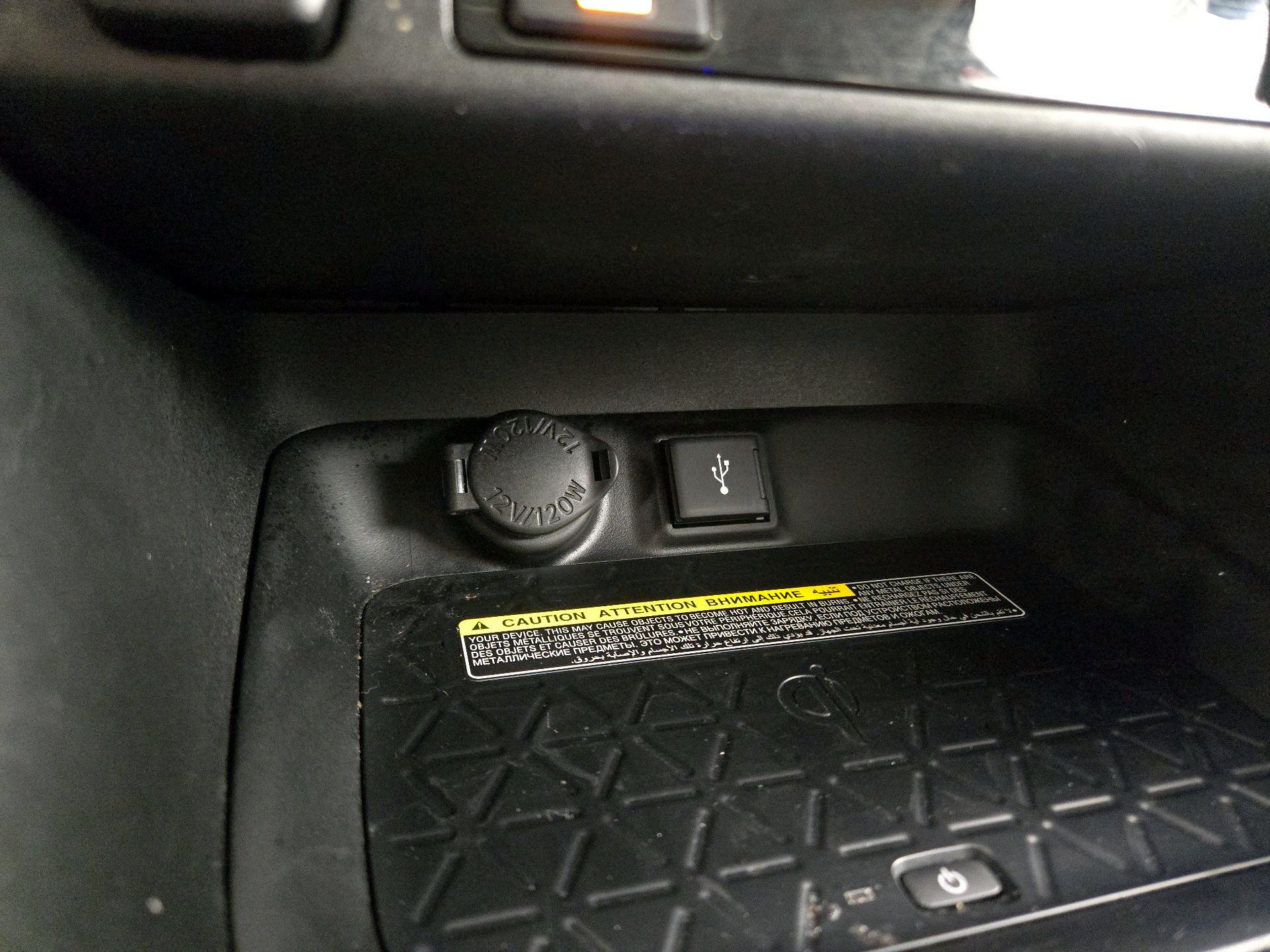 Thumbnail: 2021 Toyota RAV4 - 18