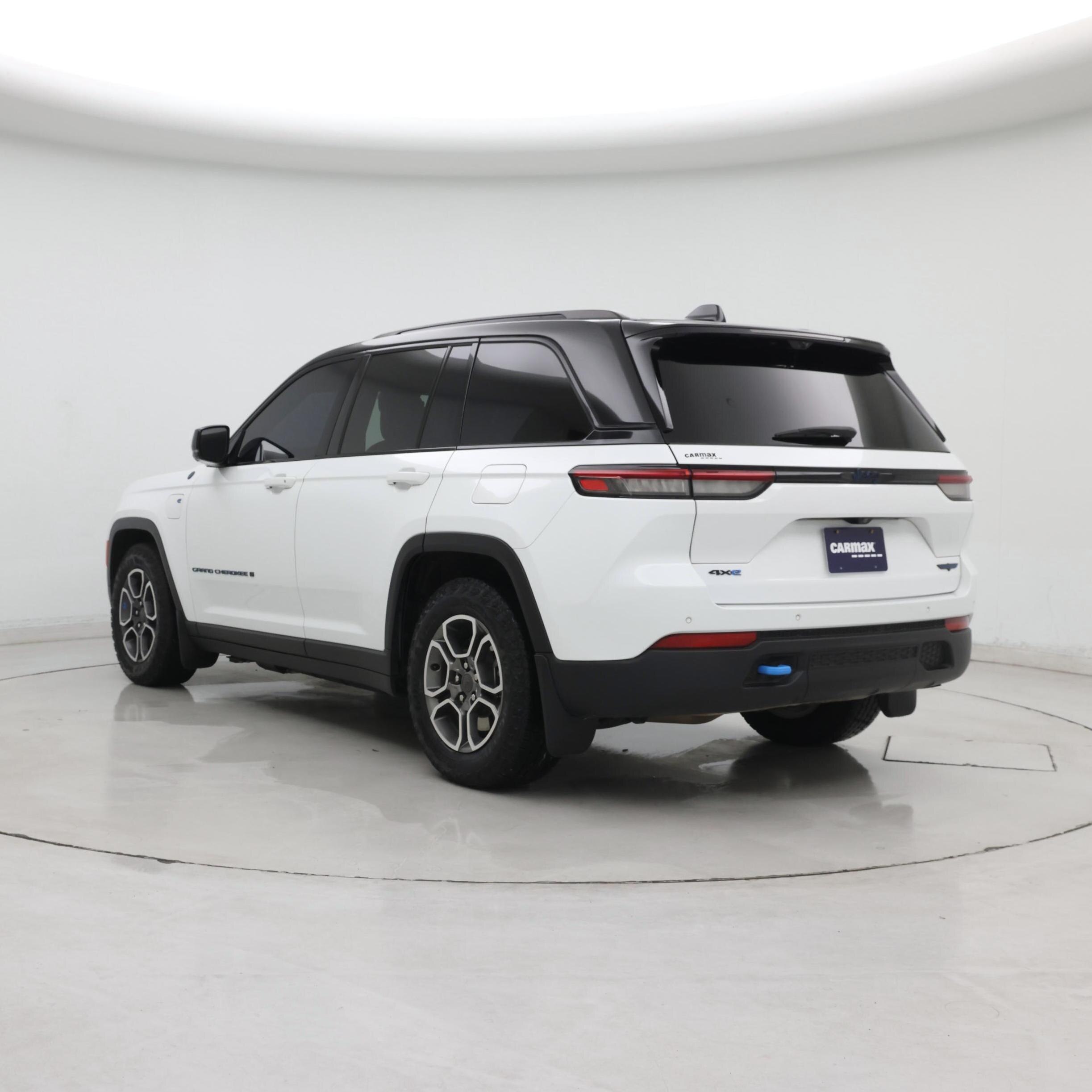 Thumbnail: 2023 Jeep Grand Cherokee - 2