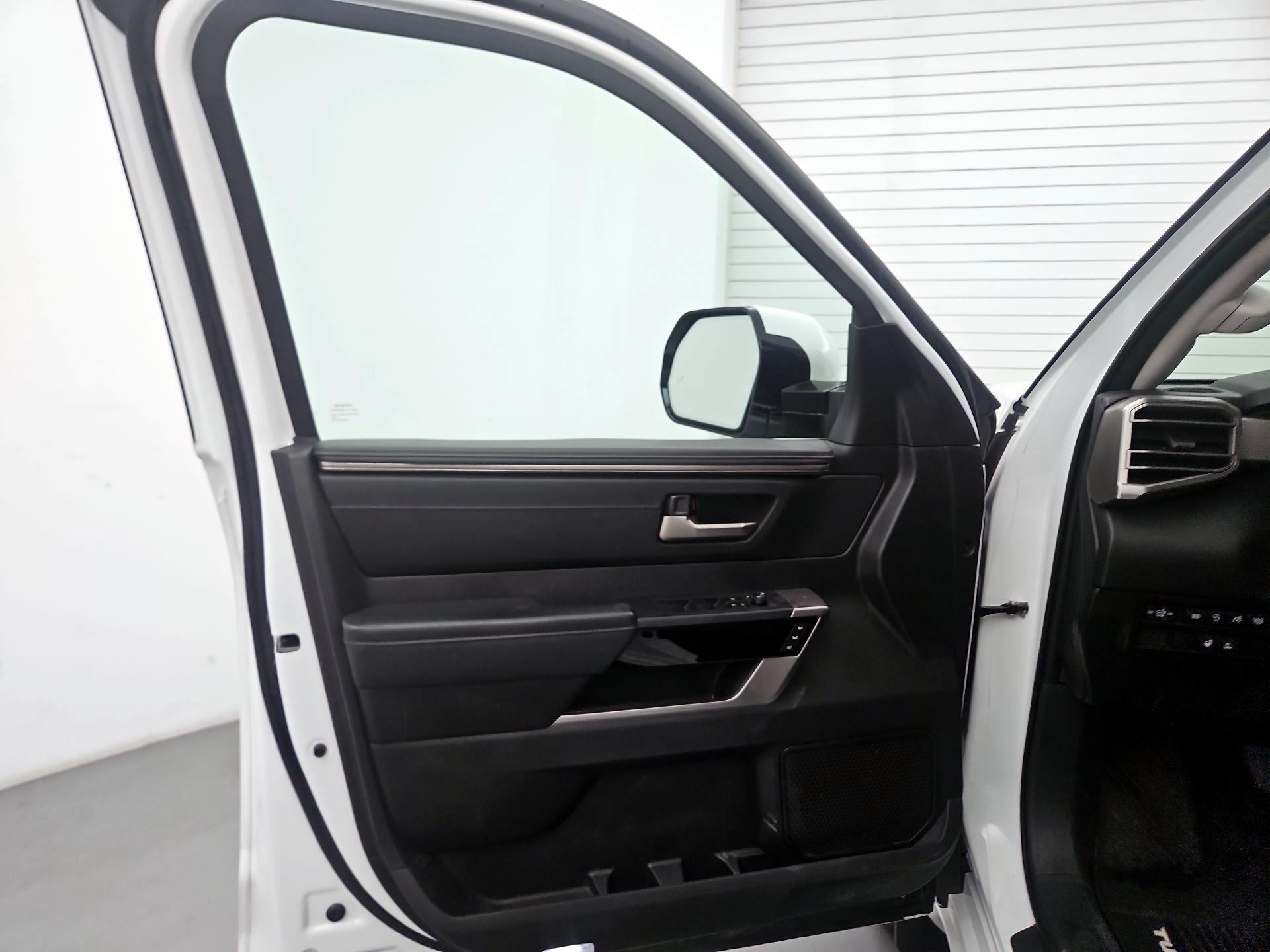 Thumbnail: 2024 Toyota Tundra - 12