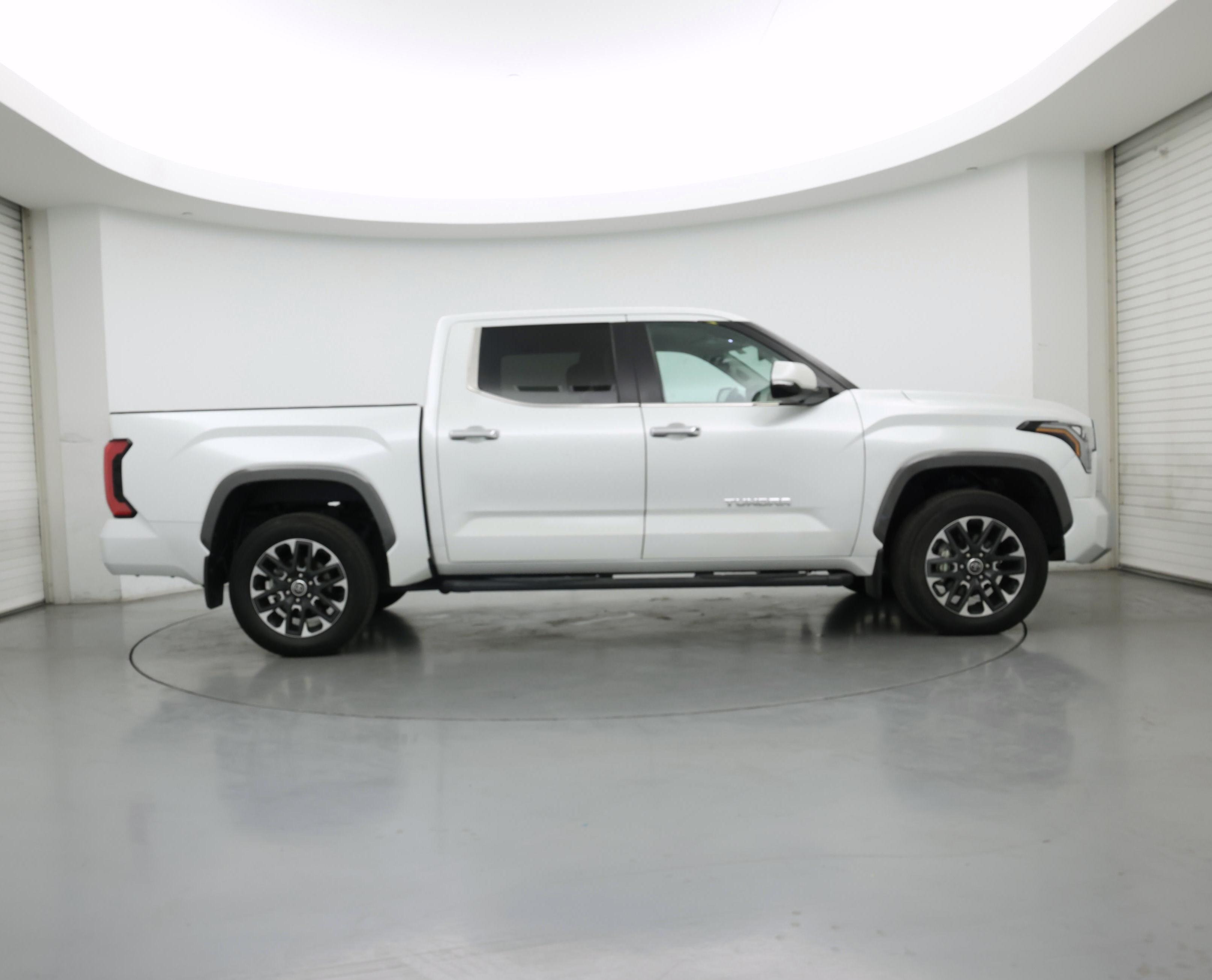 Thumbnail: 2024 Toyota Tundra - 7