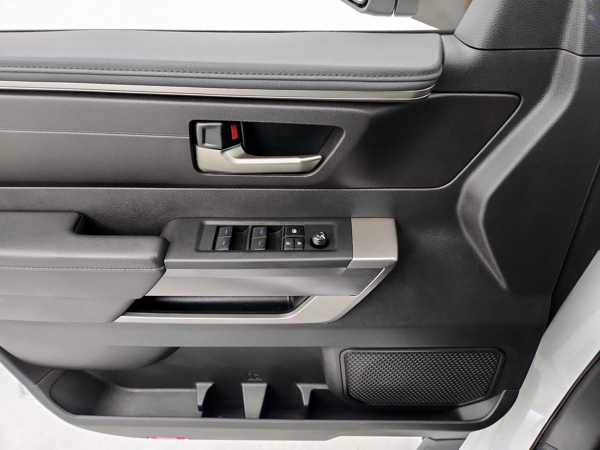 Thumbnail: 2024 Toyota Tundra - 12