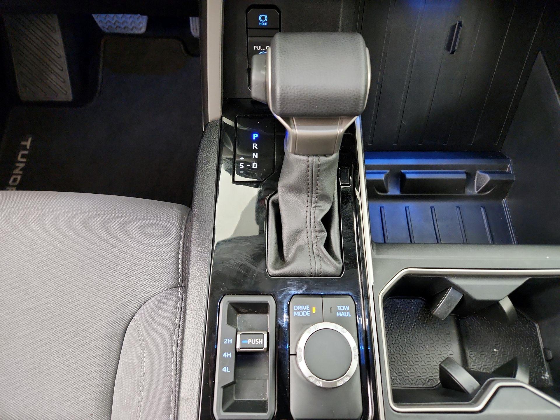 Thumbnail: 2024 Toyota Tundra - 17