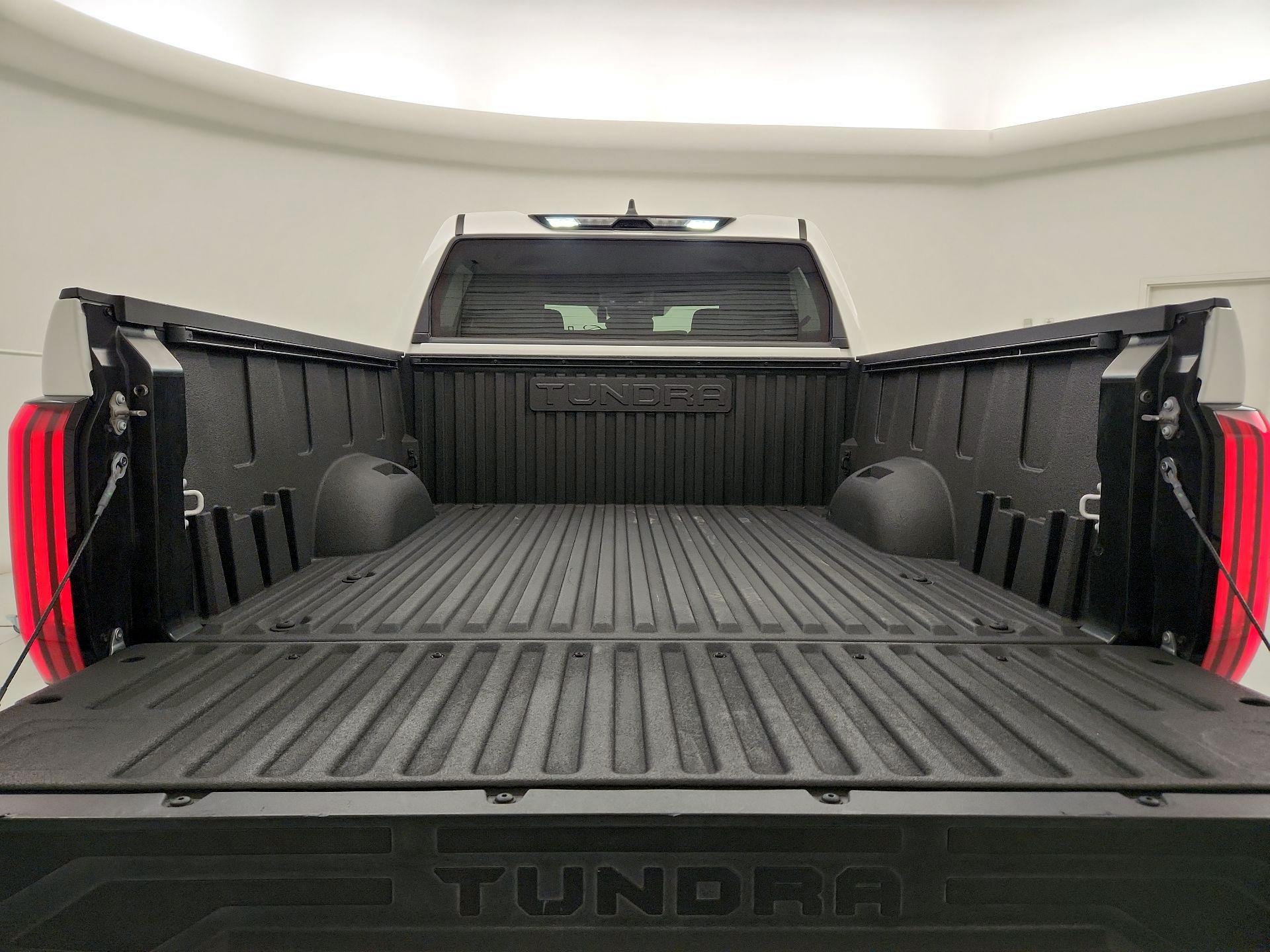 Thumbnail: 2024 Toyota Tundra - 20