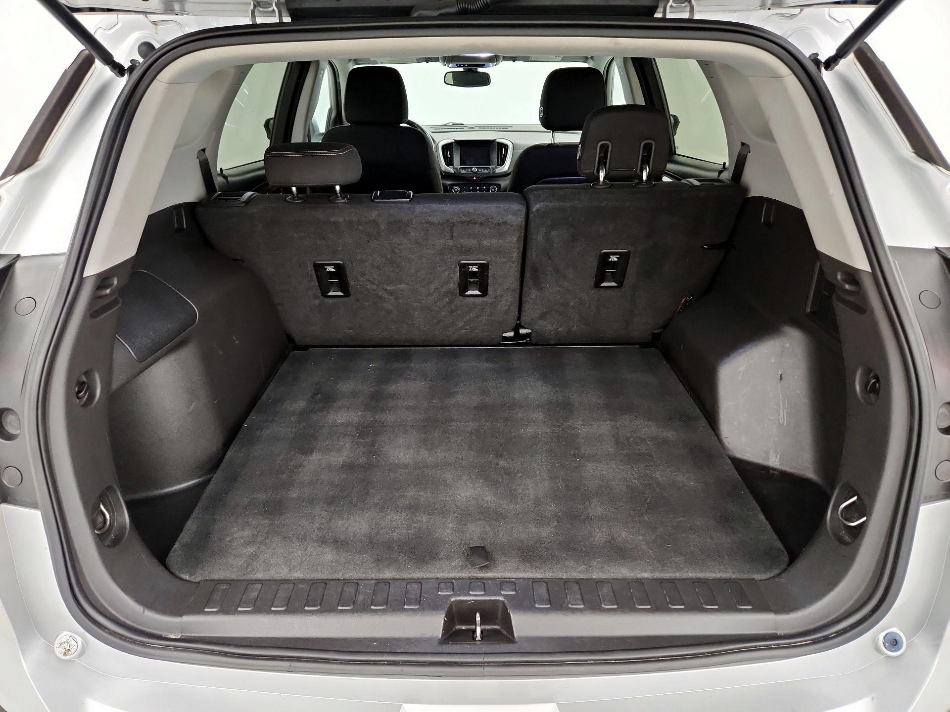 Thumbnail: 2018 GMC Terrain - 16