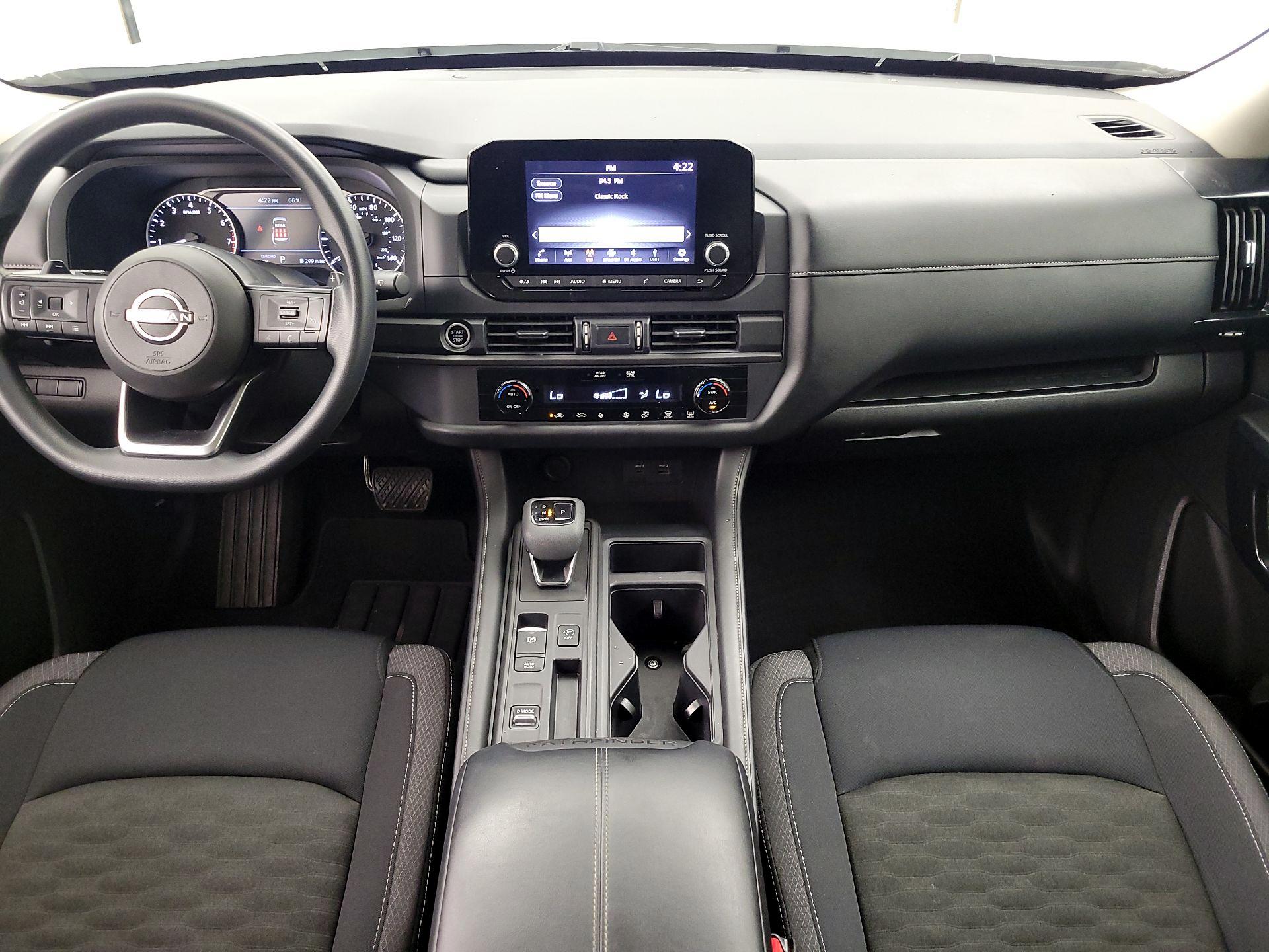 Thumbnail: 2024 Nissan Pathfinder - 9