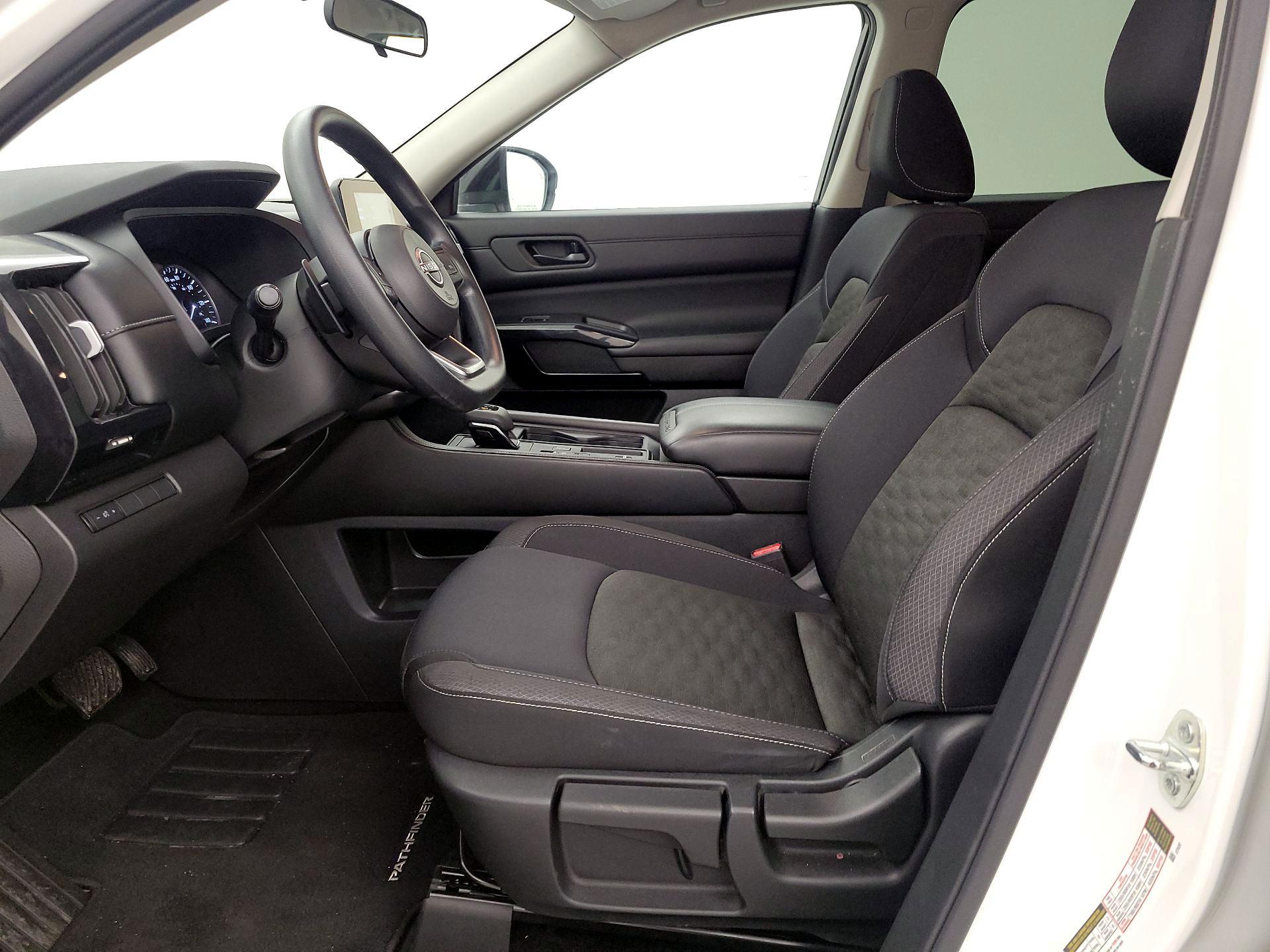 Thumbnail: 2024 Nissan Pathfinder - 11