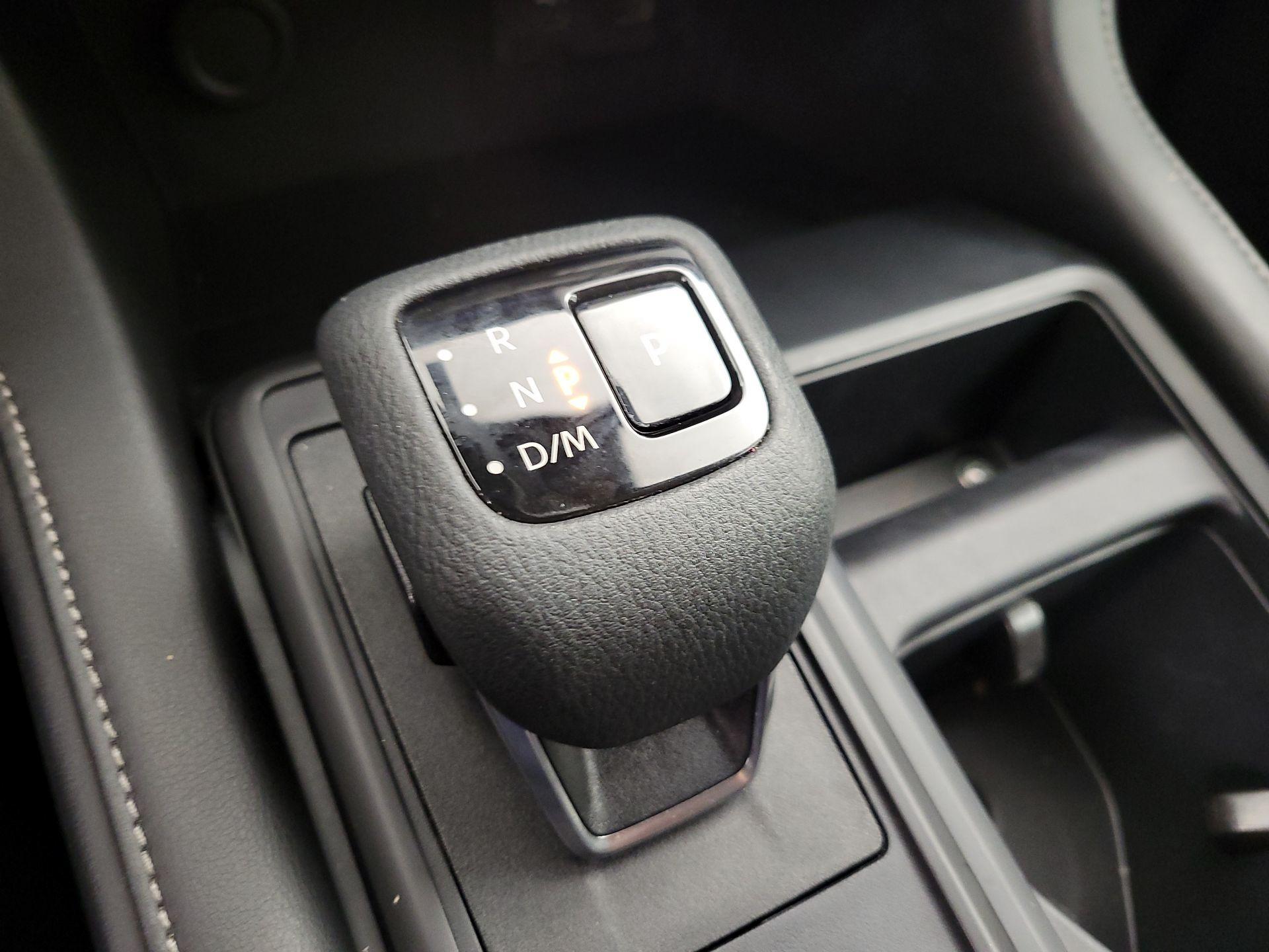 Thumbnail: 2024 Nissan Pathfinder - 17